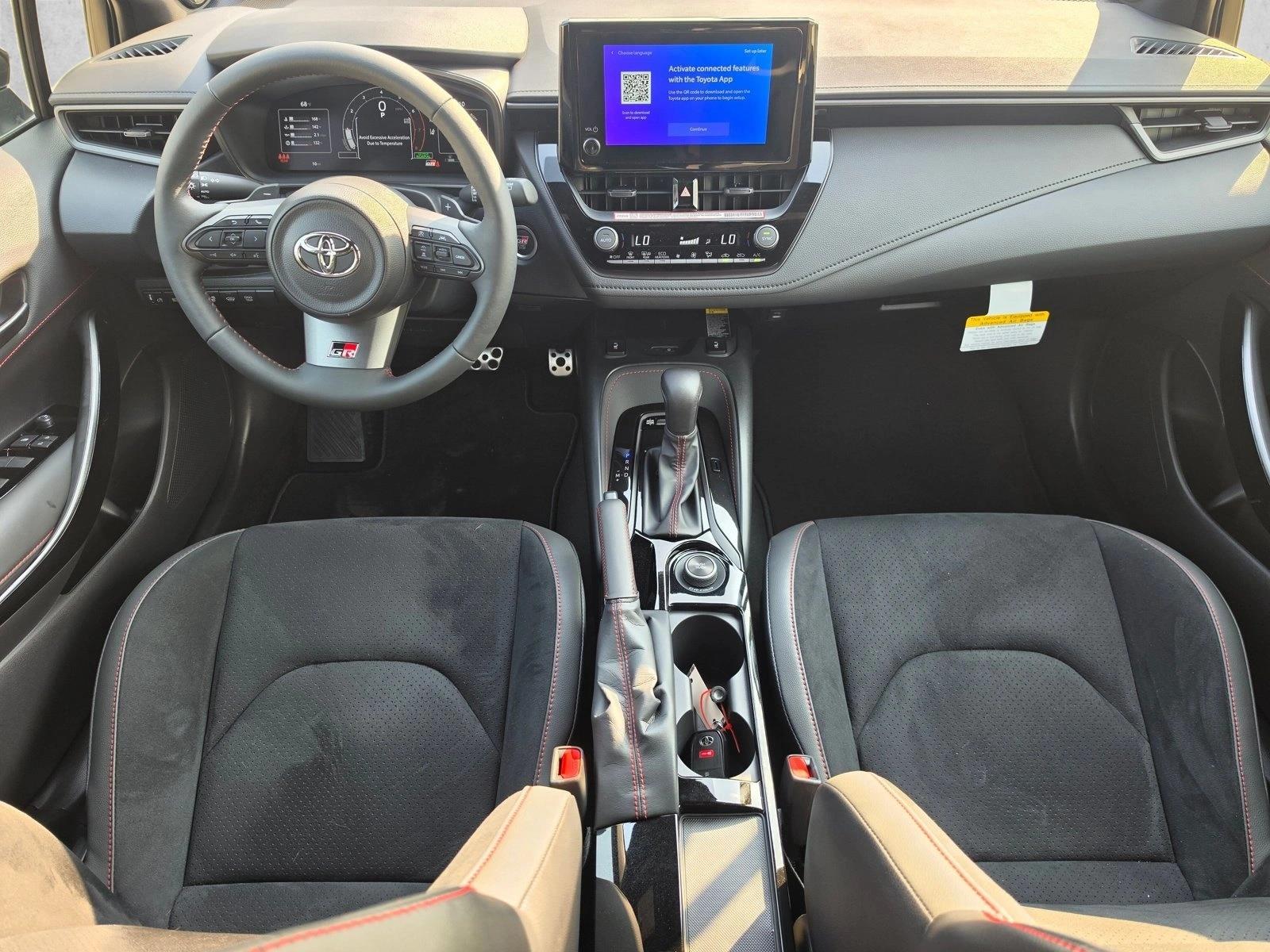 2026 Toyota GR Corolla - Photo 13