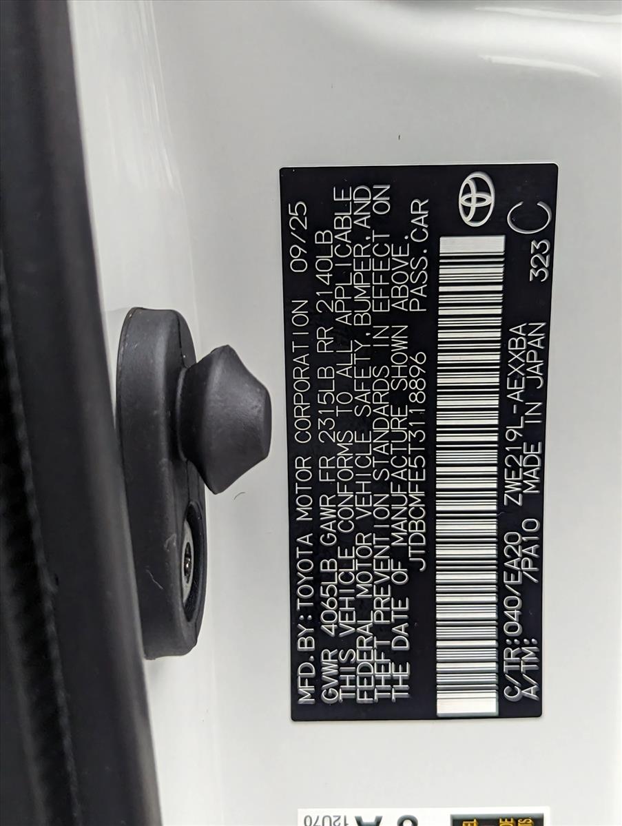 2026 Toyota Corolla XLE - Photo 19