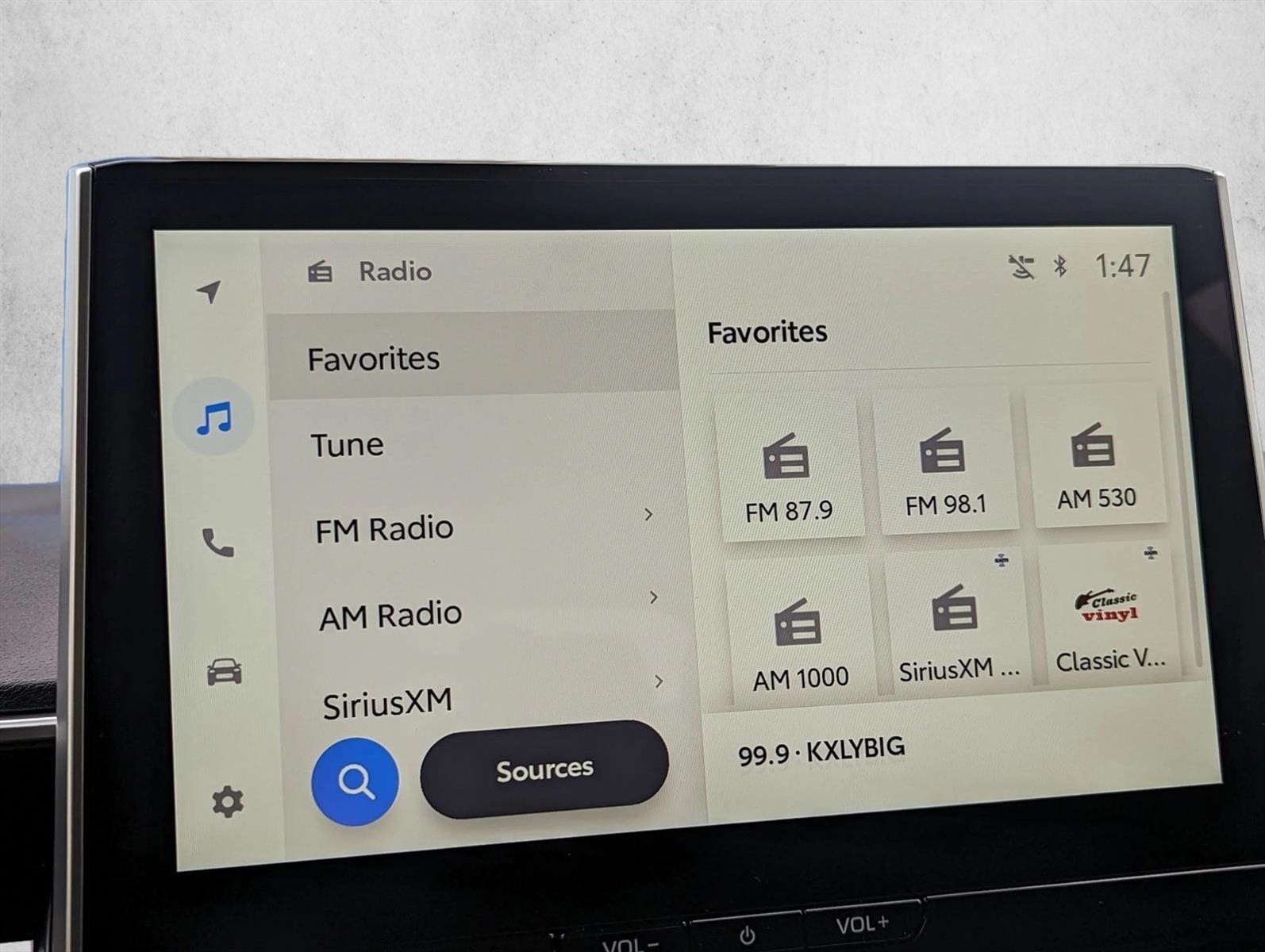 2026 Toyota Corolla XLE - Photo 13