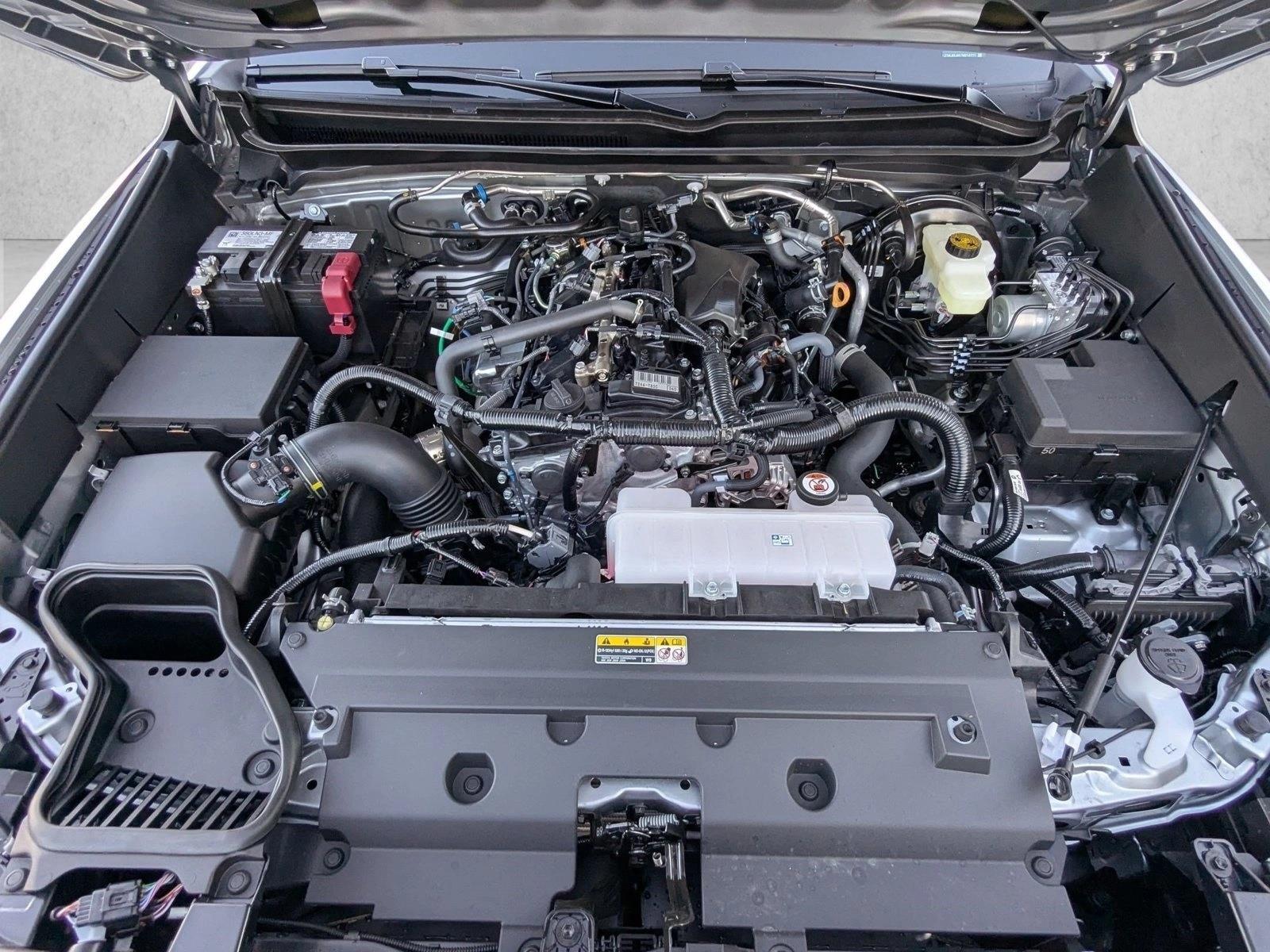 2026 Toyota Tacoma SR5 - Photo 17