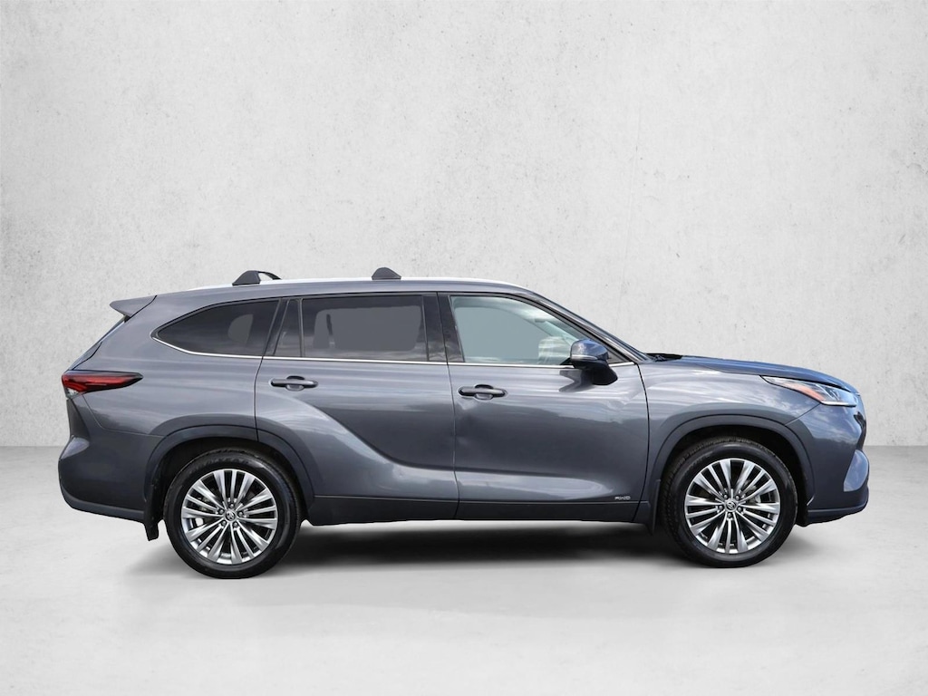 Certified 2024 Toyota Highlander Hybrid Limited SUV