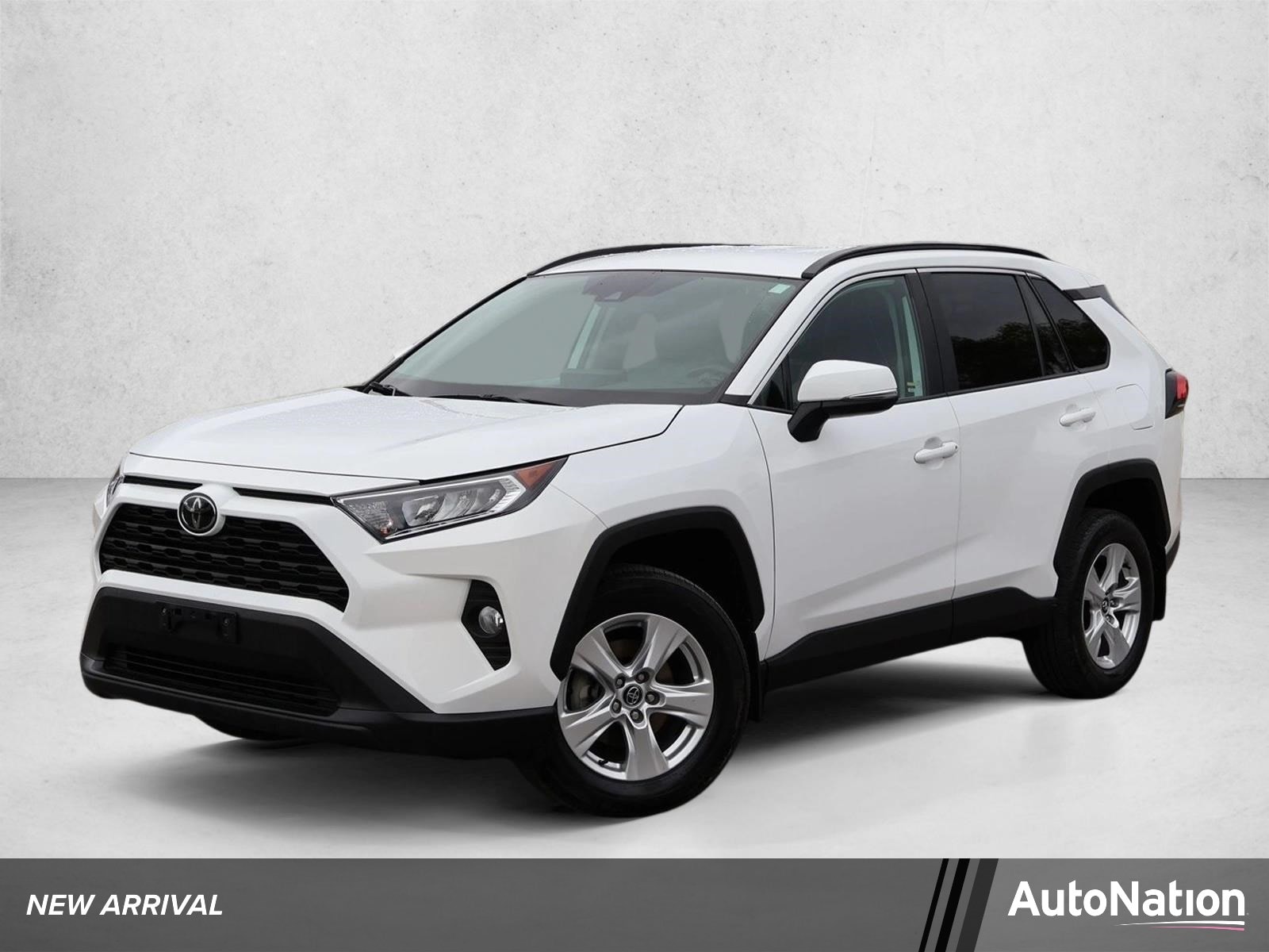 2020 Toyota RAV4 XLE AWD's photo