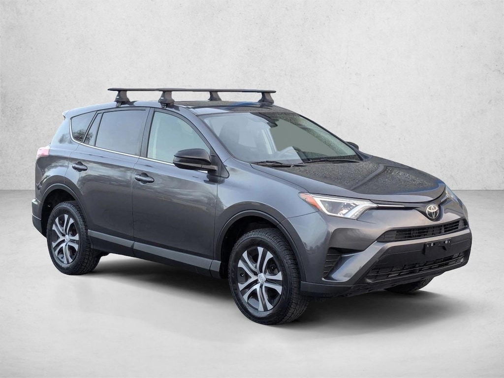Used 2018 Toyota RAV4 LE SUV