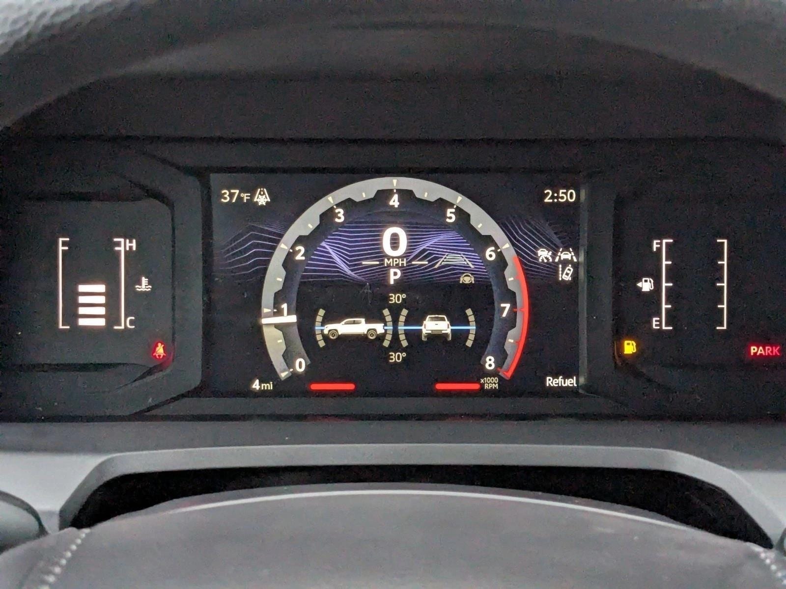 2026 Toyota Tacoma SR5 - Photo 11