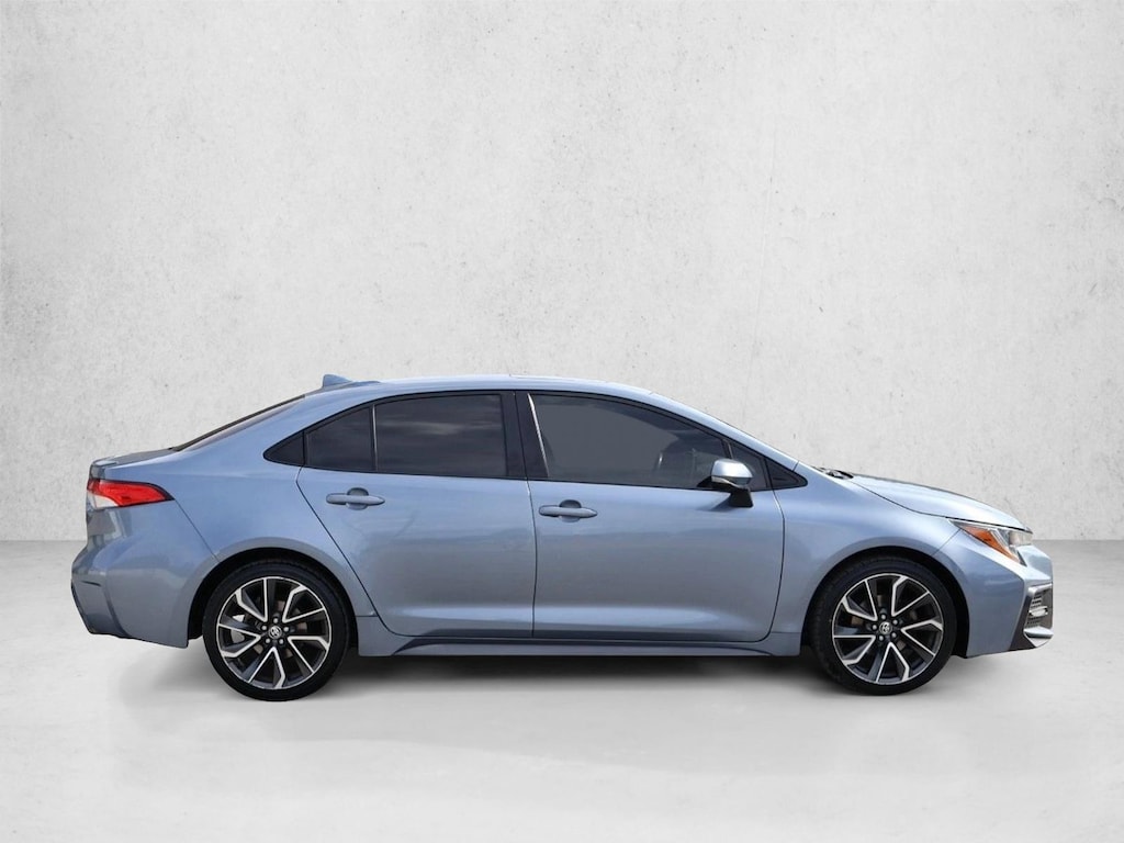 Used 2020 Toyota Corolla SE Sedan