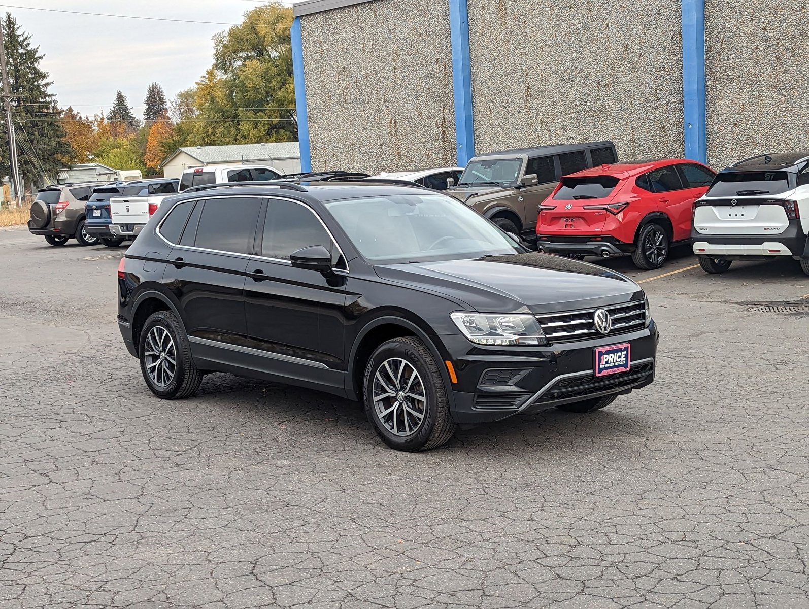 2020 Volkswagen Tiguan SE photo 3