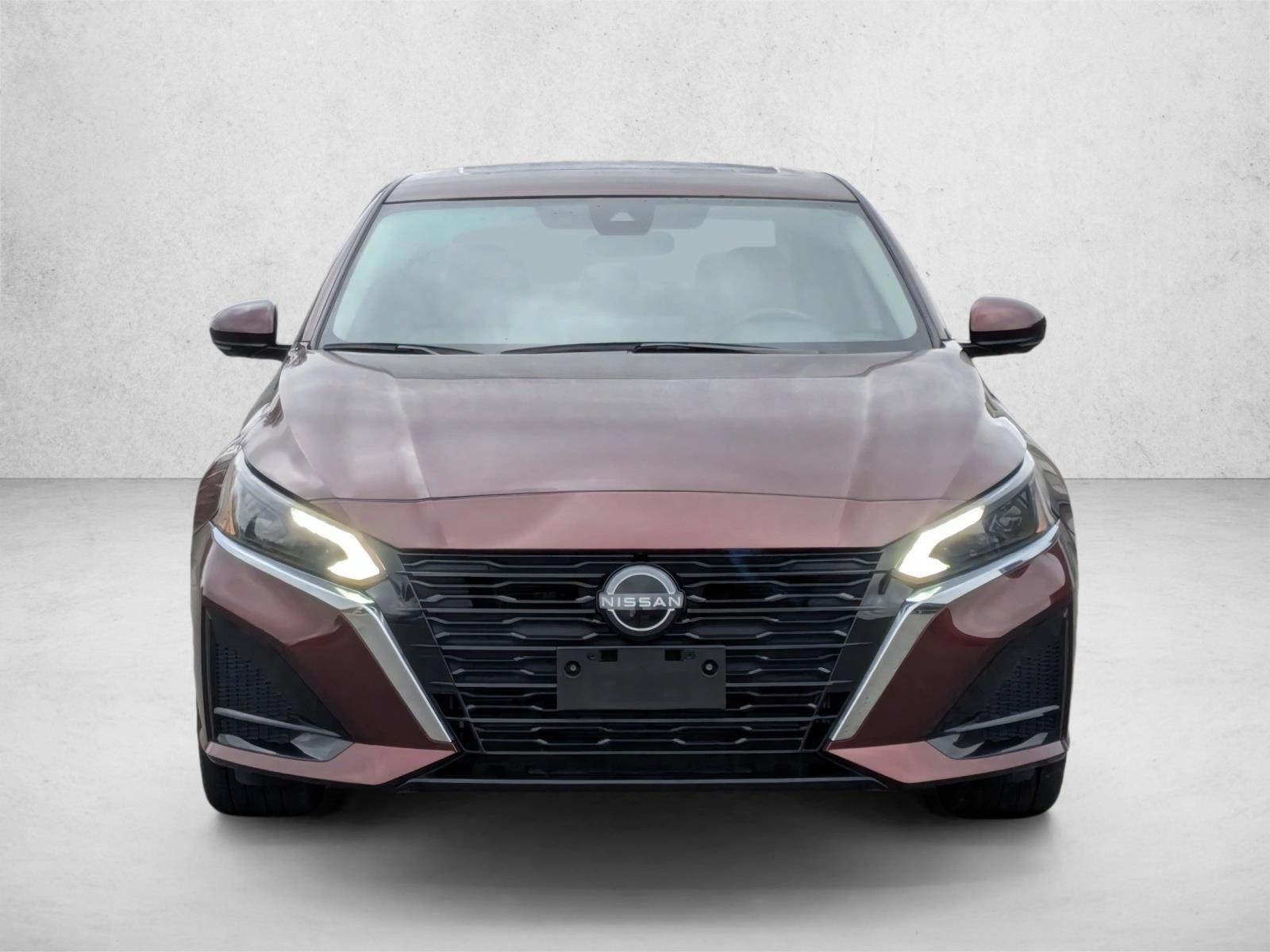 2023 Nissan Altima 2.5 SL photo 2