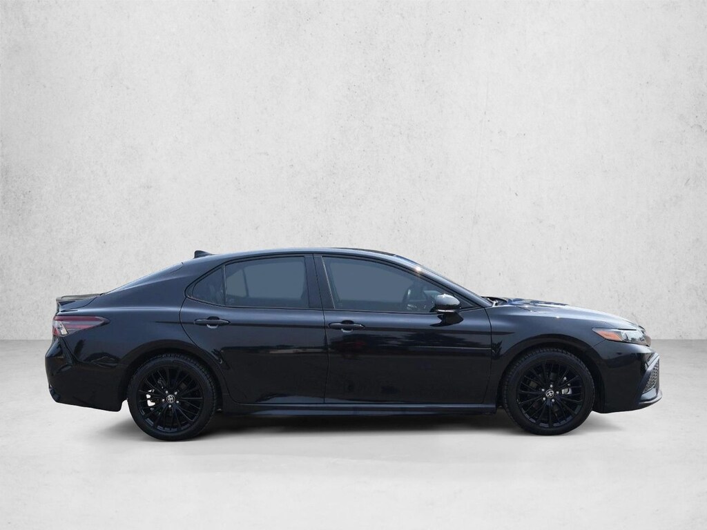 Certified 2022 Toyota Camry Hybrid SE Sedan