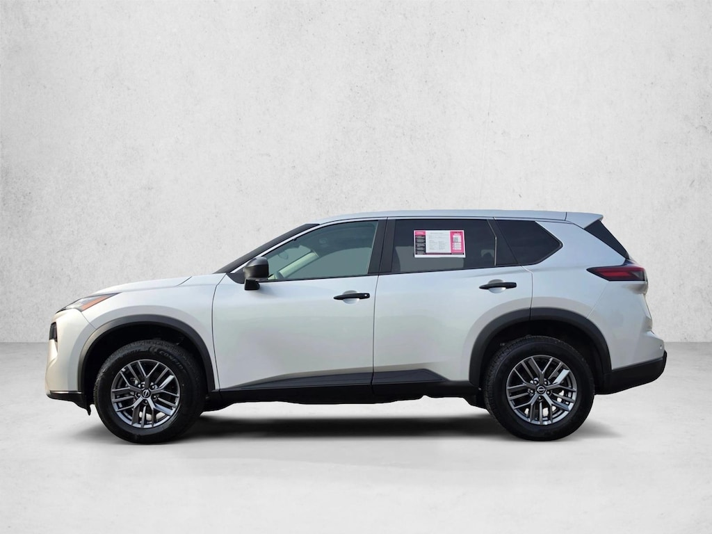 Used 2024 Nissan Rogue S SUV