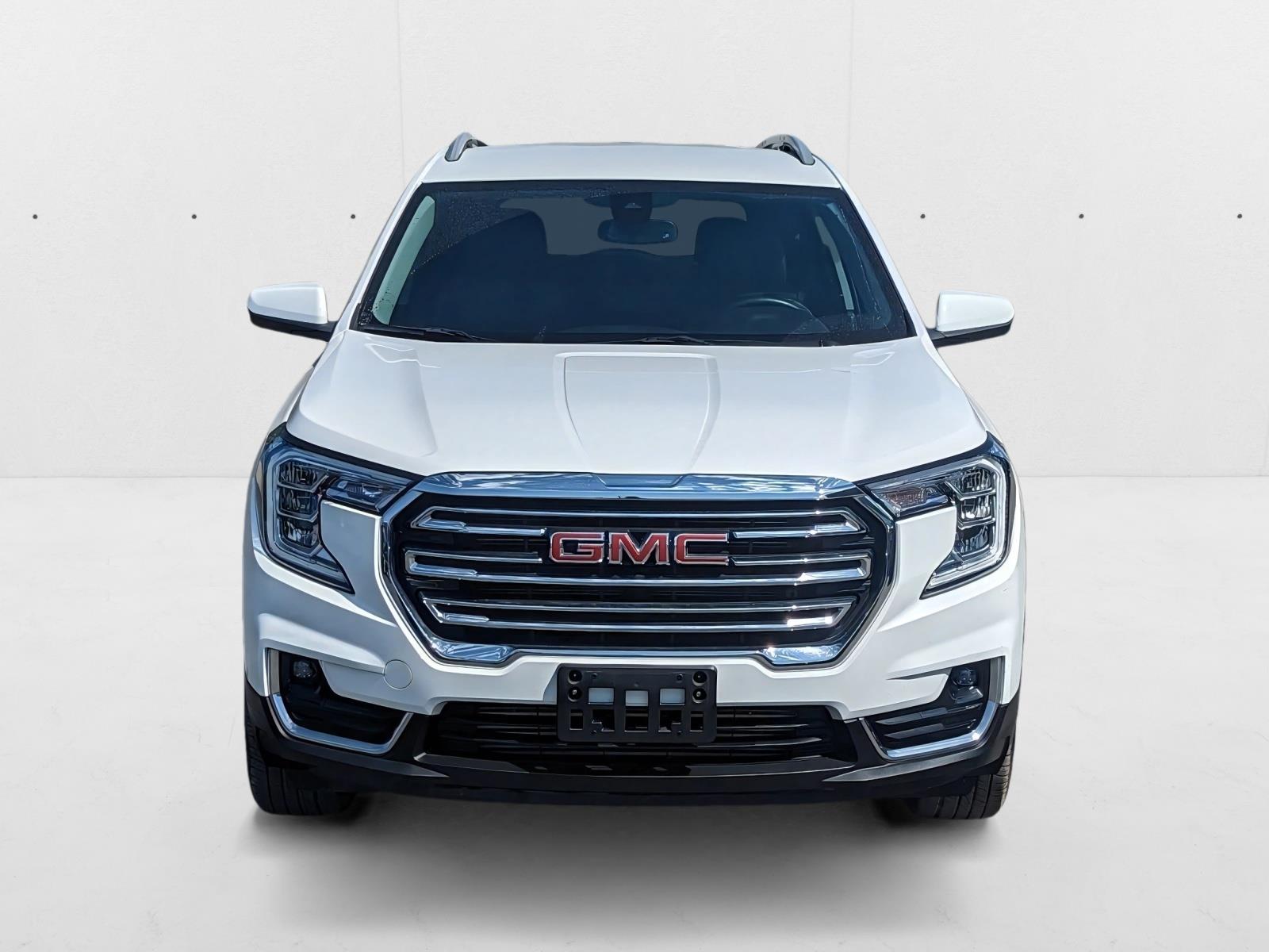 2024 Gmc Terrain SLT photo 2