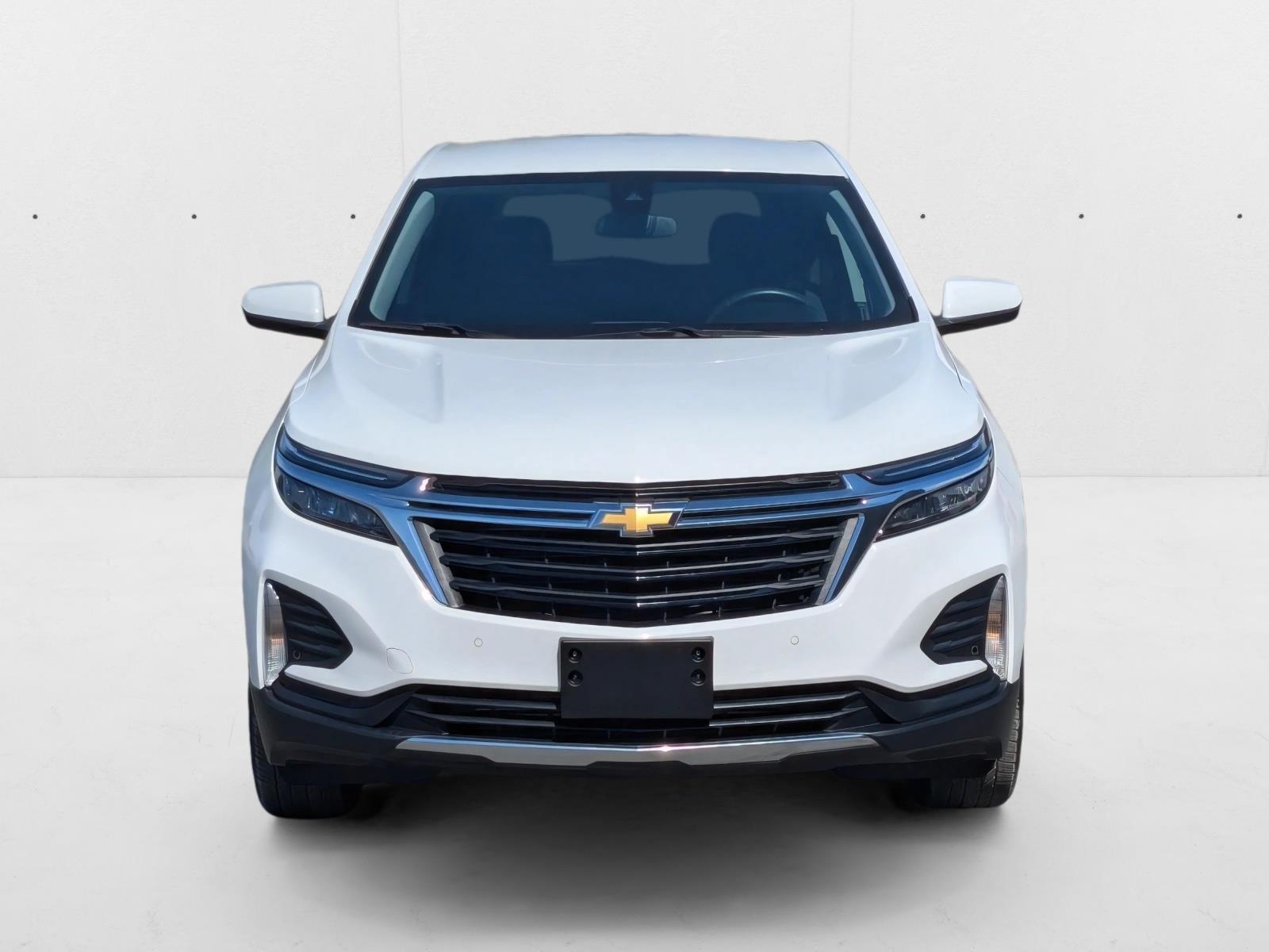 2024 Chevrolet Equinox photo 2