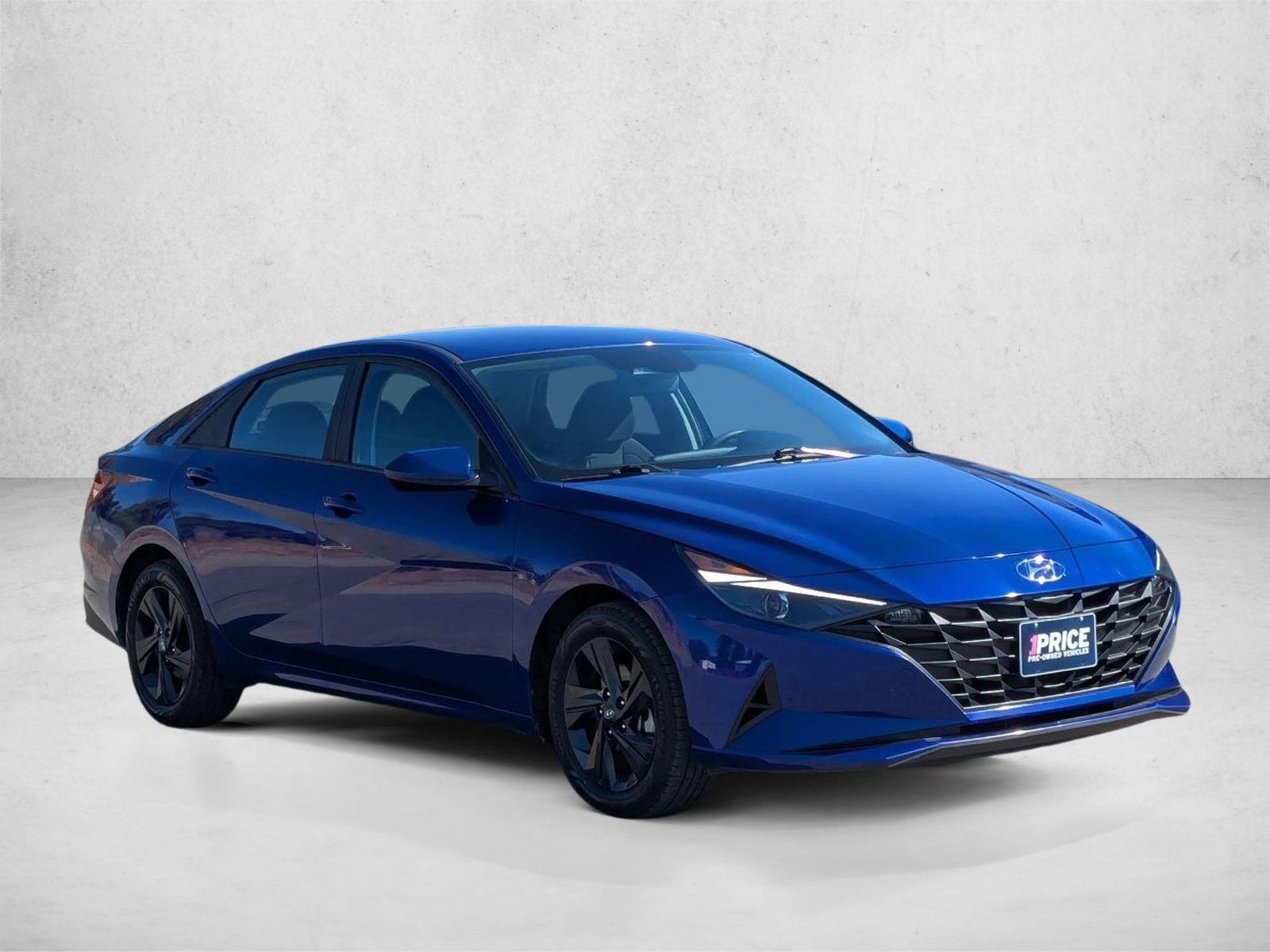 2022 Hyundai Elantra Hybrid Blue photo 3