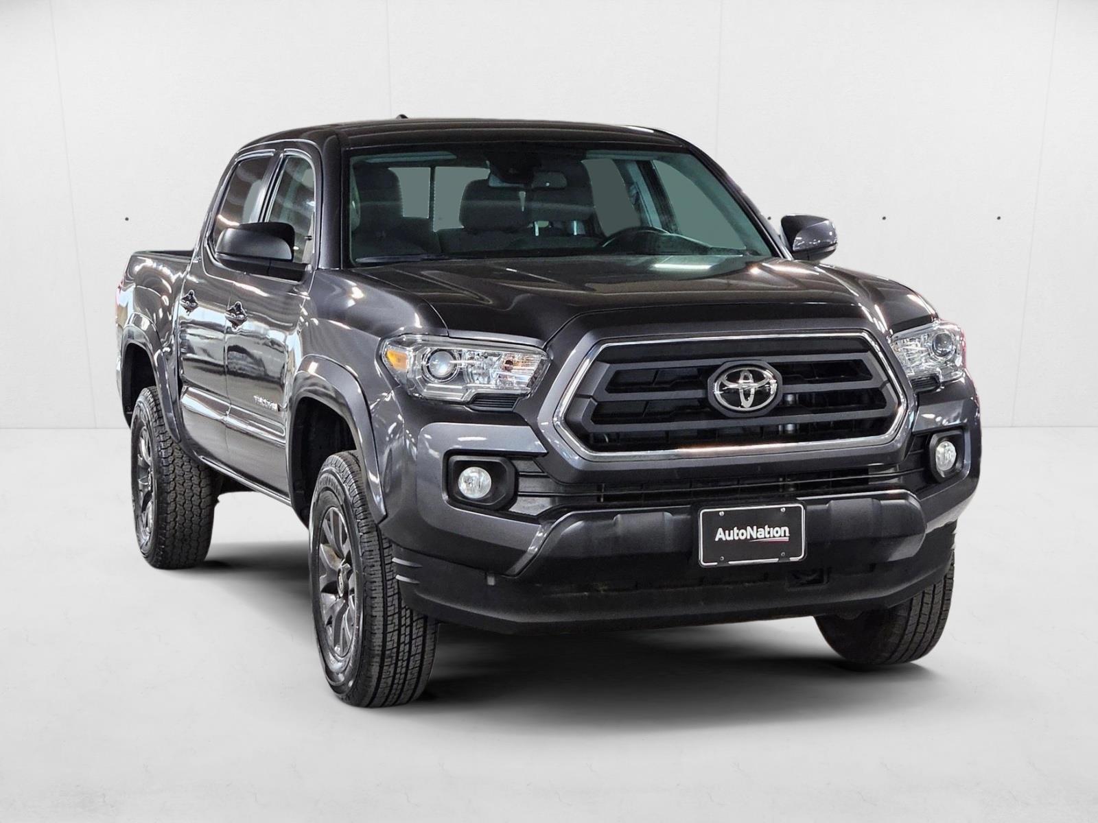 2023 Toyota Tacoma SR5 V6 photo 3