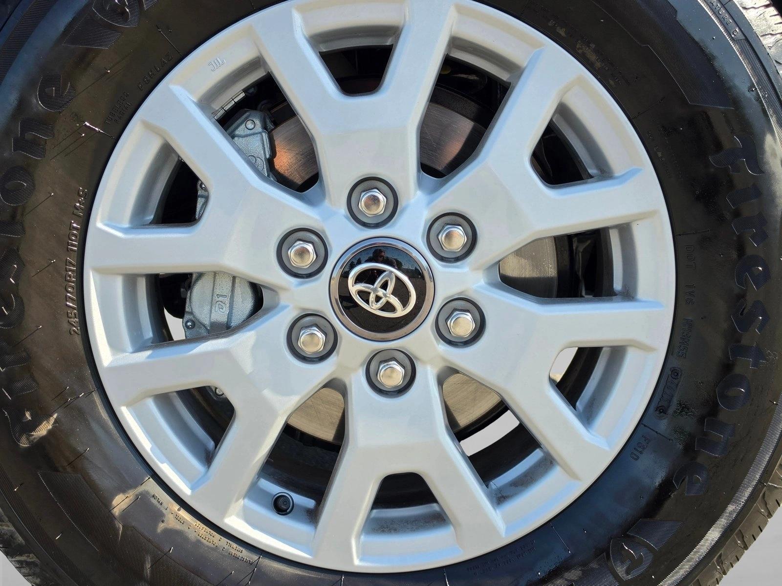 2026 Toyota Tacoma SR5 - Photo 9