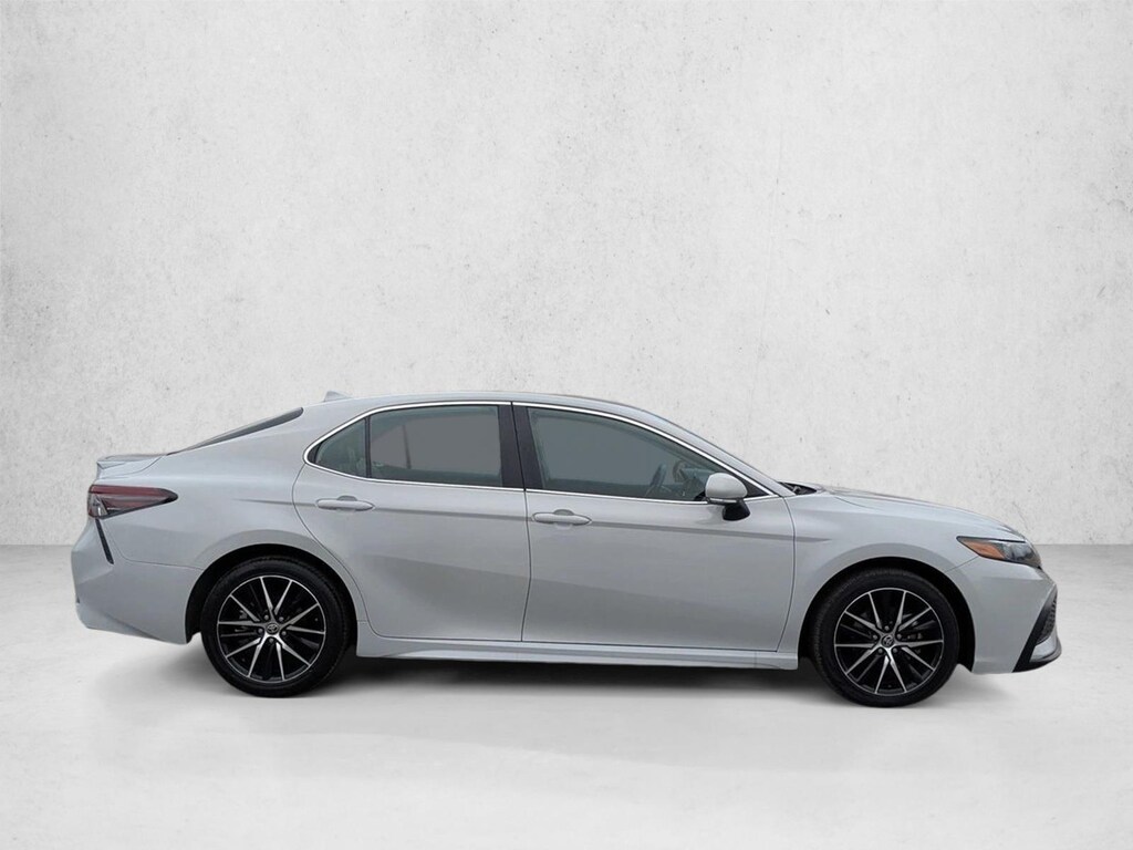 Used 2023 Toyota Camry SE Sedan