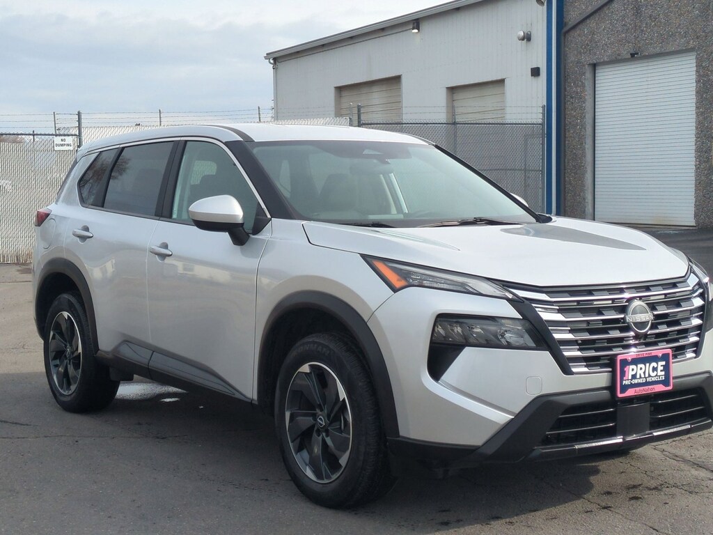 Used 2024 Nissan Rogue SV SUV