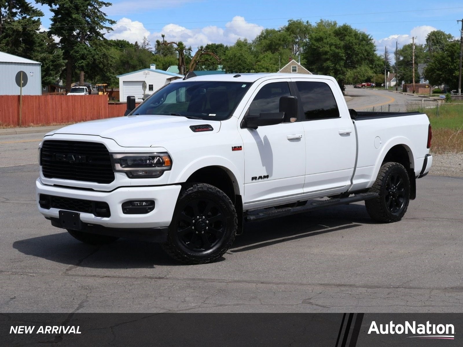 2020 RAM 2500 Laramie 4X4 Crew Cab SWB's photo