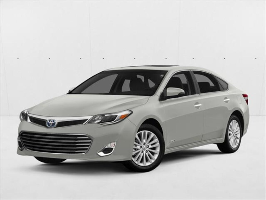 Used 2015 Toyota Avalon Hybrid Limited Sedan