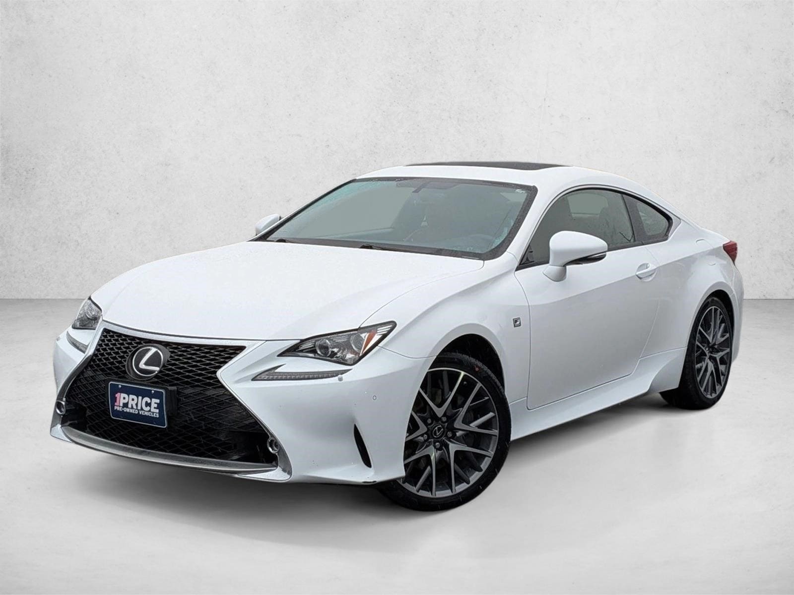 2015 Lexus RC 350's photo