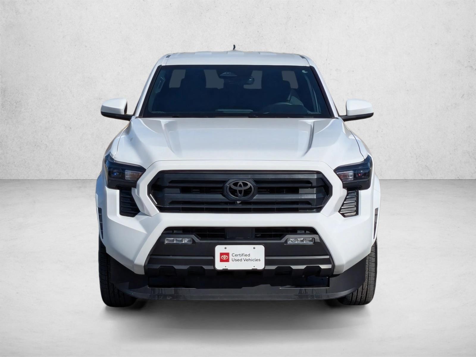 2025 Toyota Tacoma SR5 Double Cab photo 2