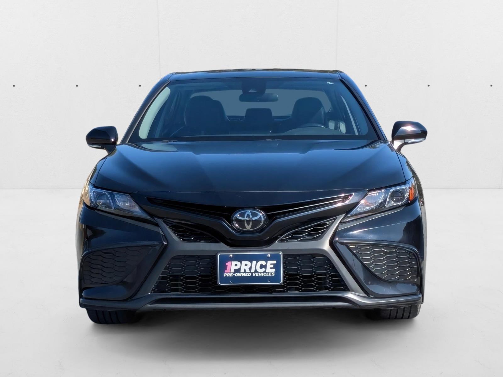 2023 Toyota Camry SE photo 2