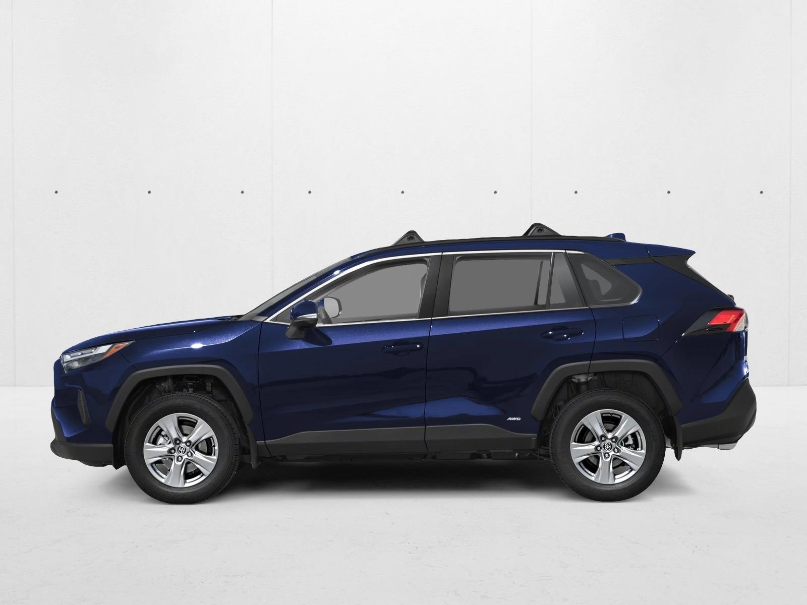 2025 Toyota RAV4 Hybrid XLE photo 3