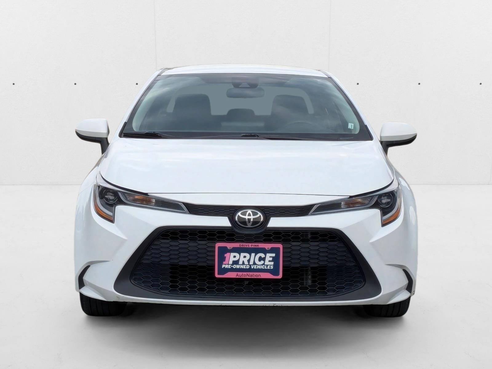 2022 Toyota Corolla LE photo 2