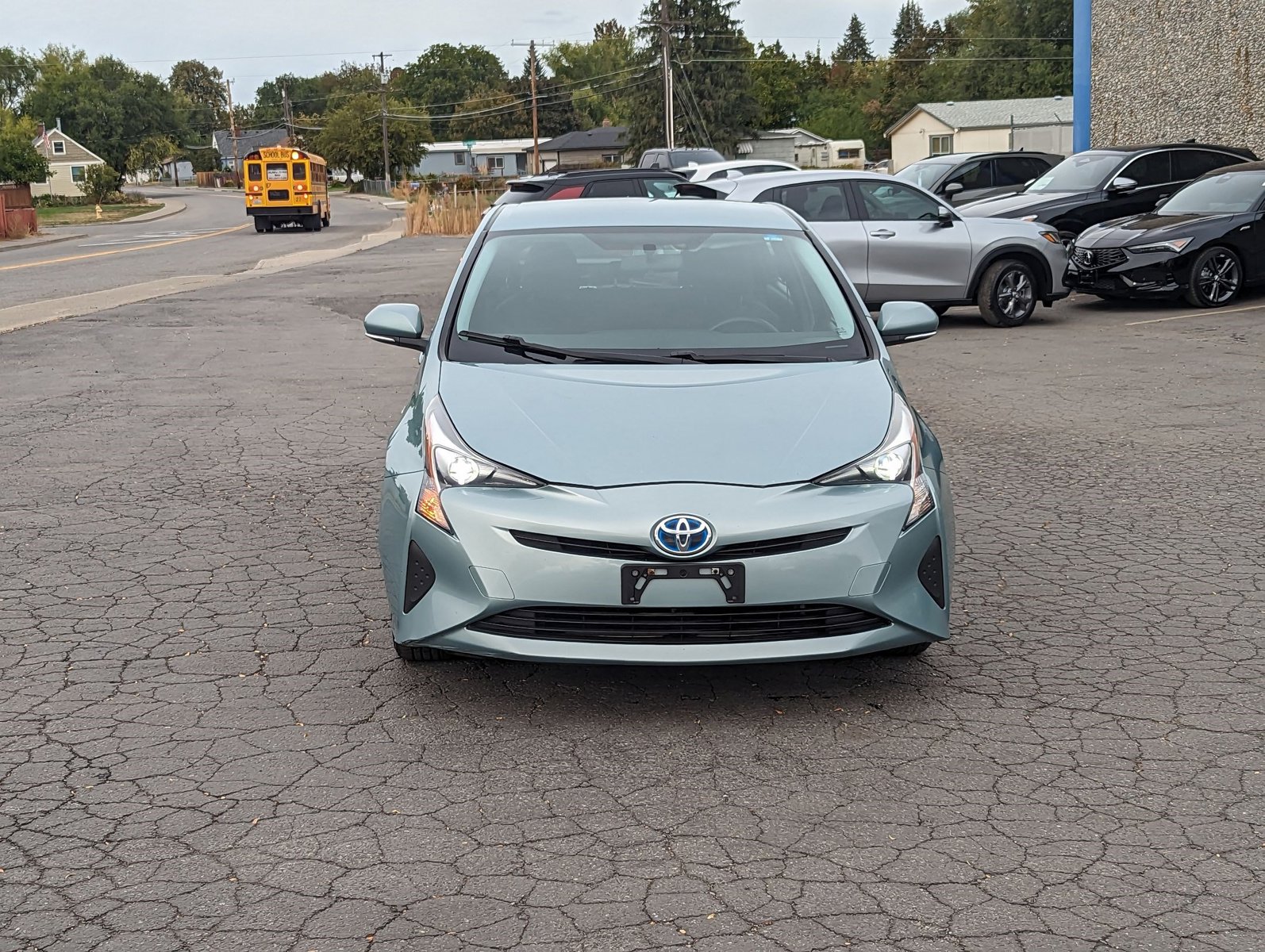 2016 Toyota Prius Two photo 2