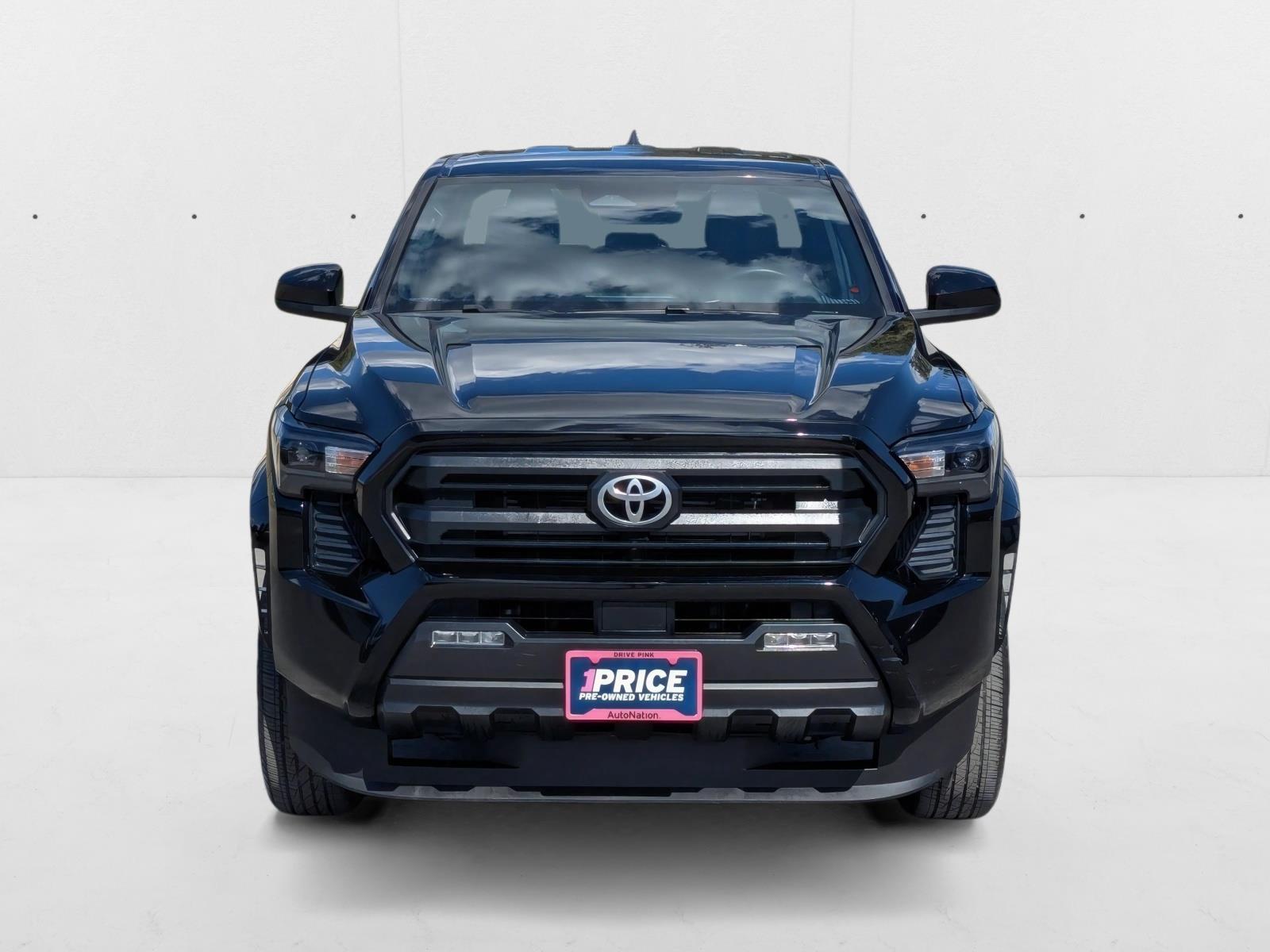 2024 Toyota Tacoma SR5 Double Cab photo 2