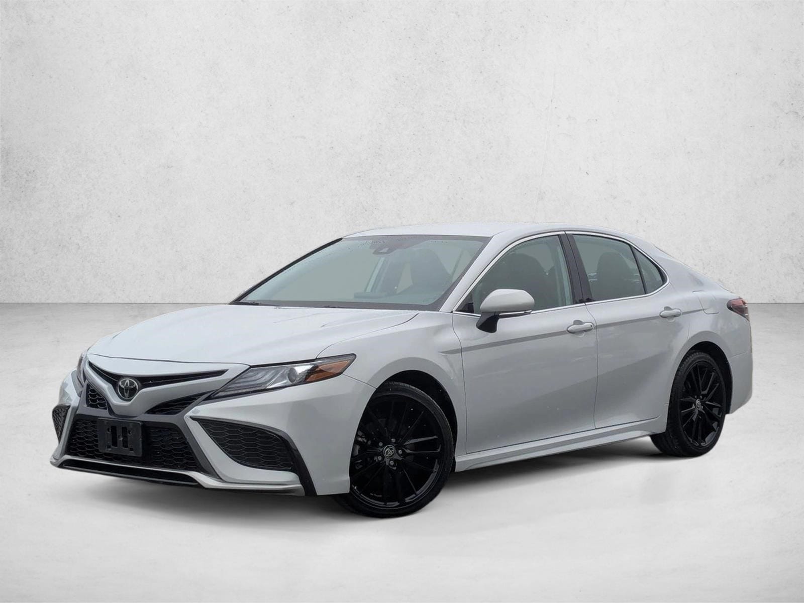 2024 Toyota Camry XSE's photo