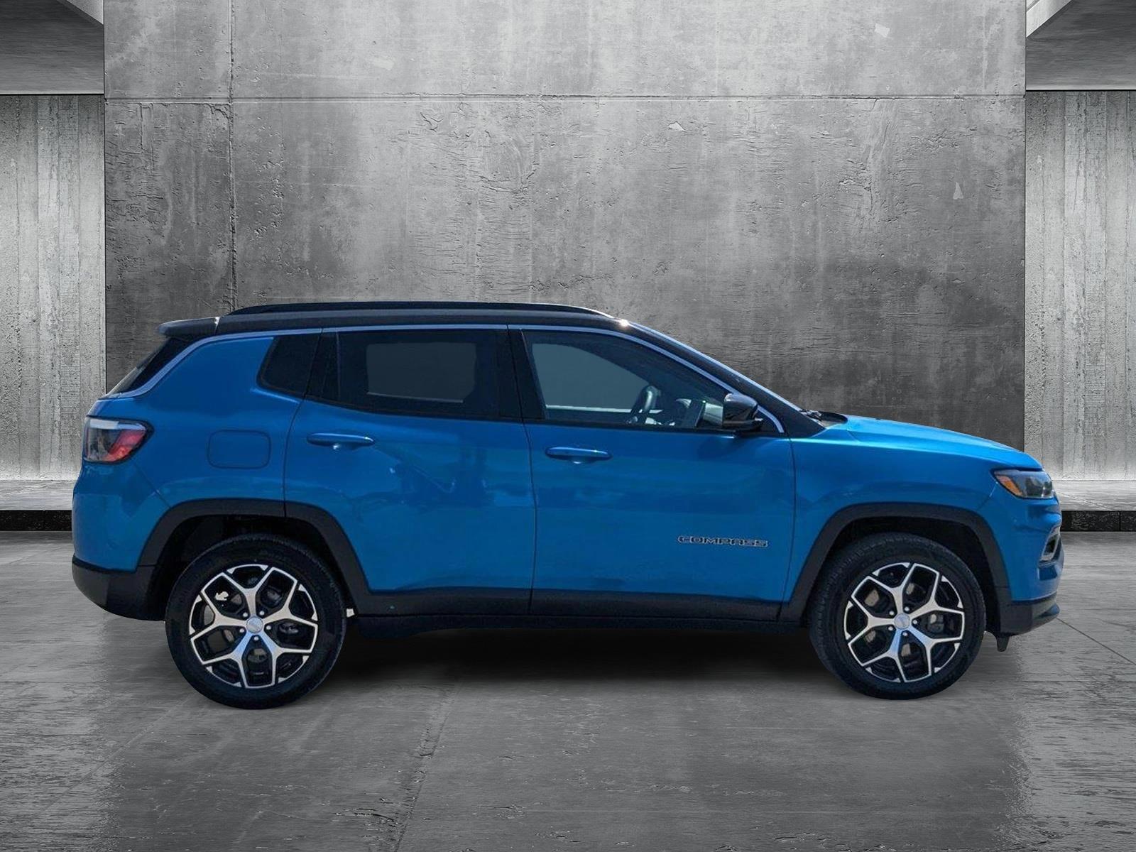 2024 Jeep Compass Limited photo 4