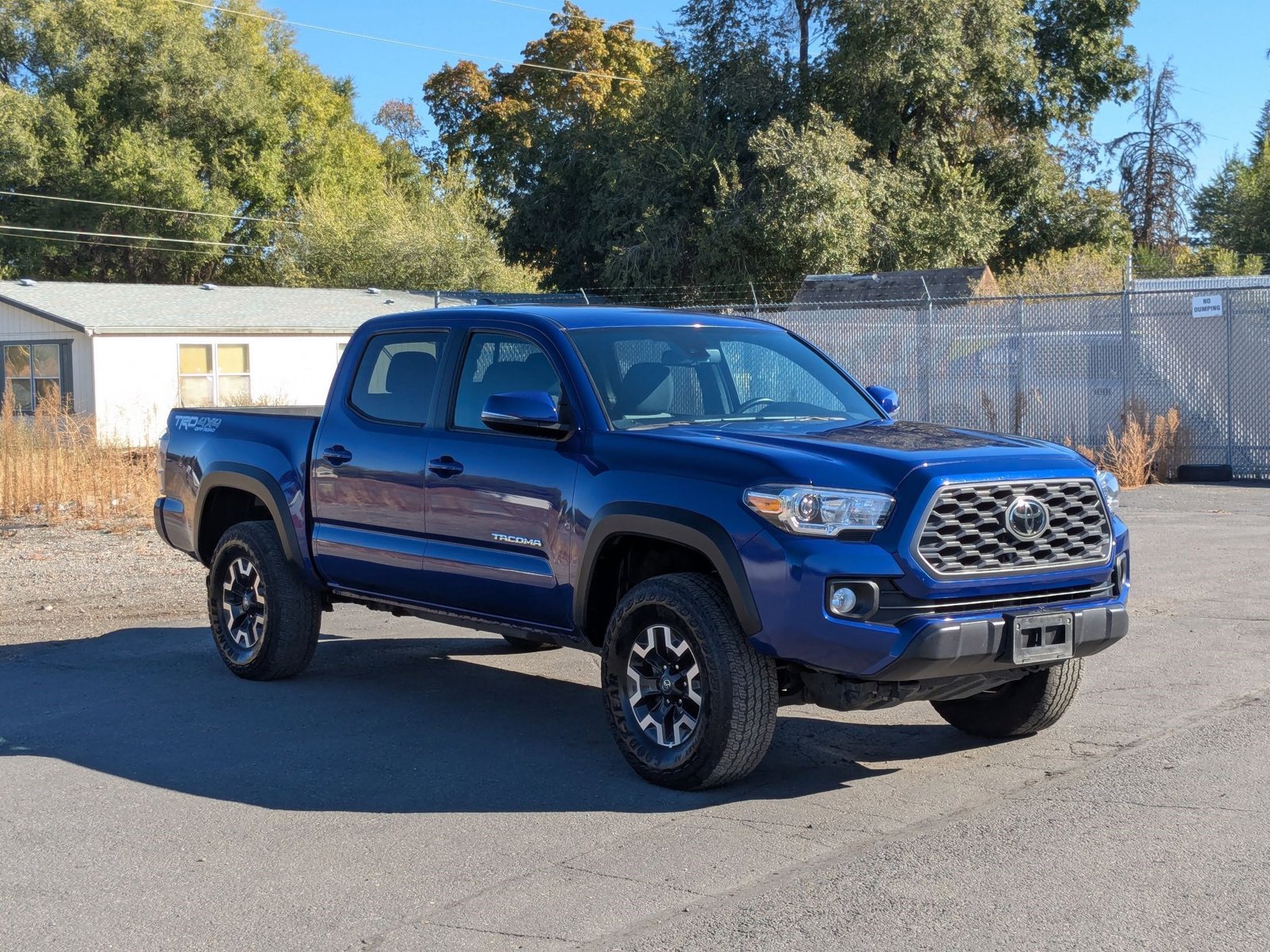 2023 Toyota Tacoma 4x4 TRD Double Cab V6 photo 3