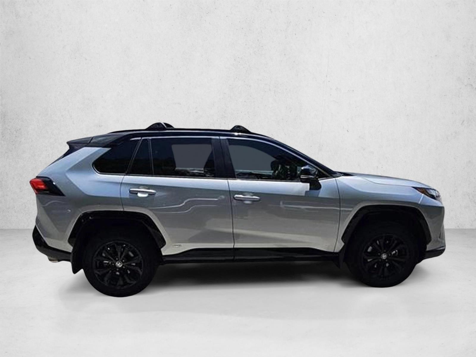 2023 Toyota RAV4 Hybrid XSE photo 4