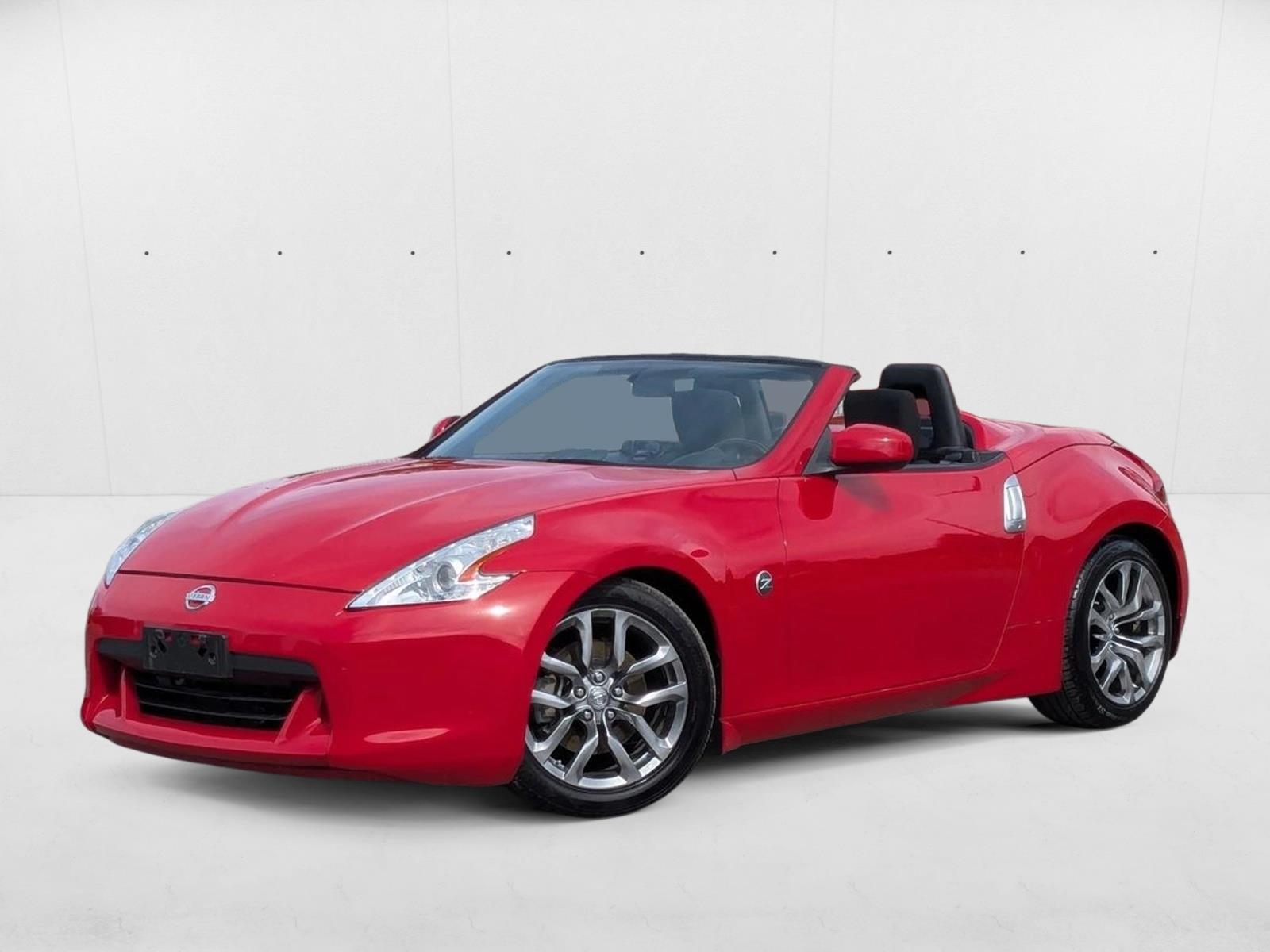 2011 Nissan 370Z Base photo 2
