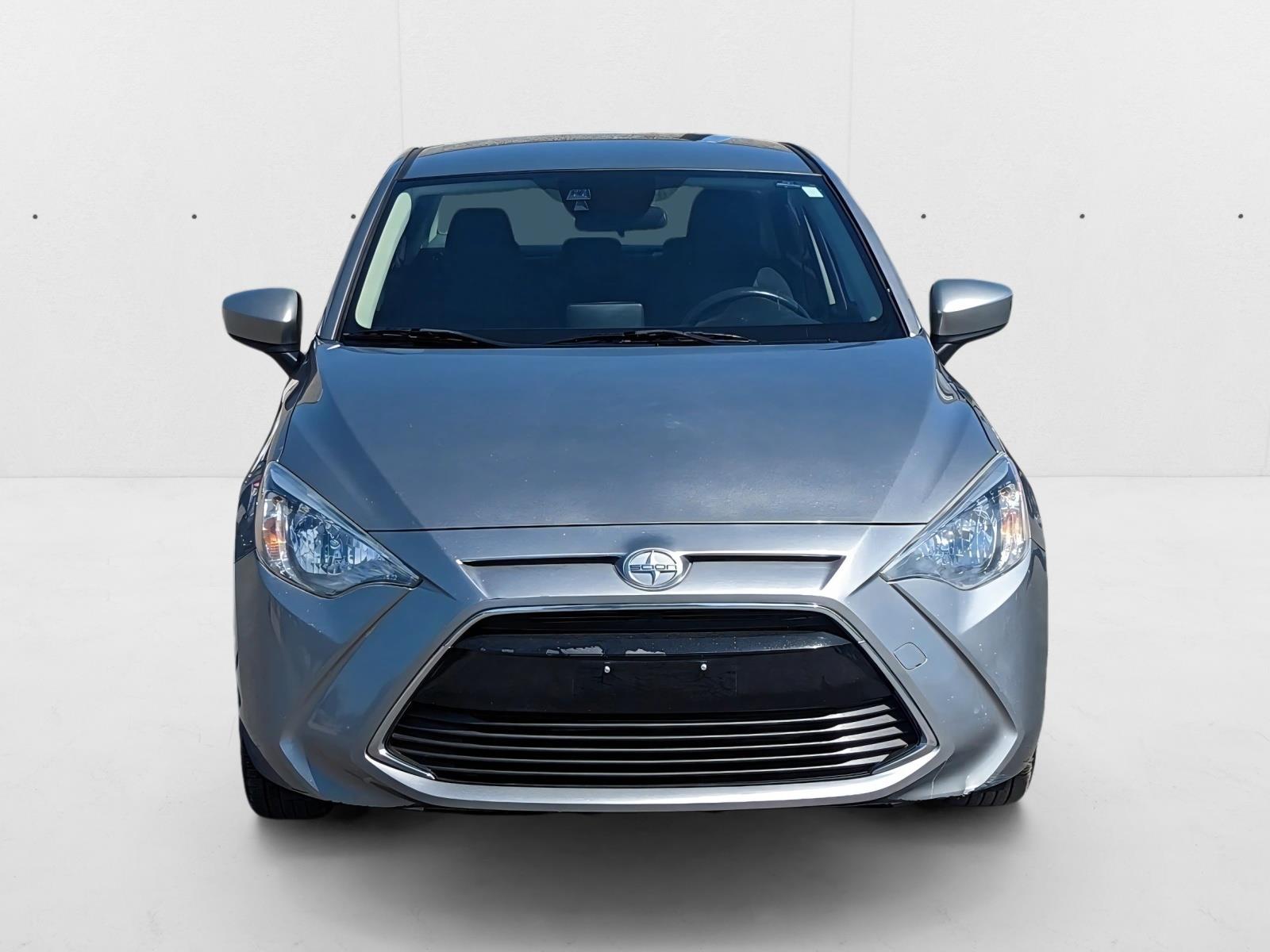 2016 Scion iA photo 2
