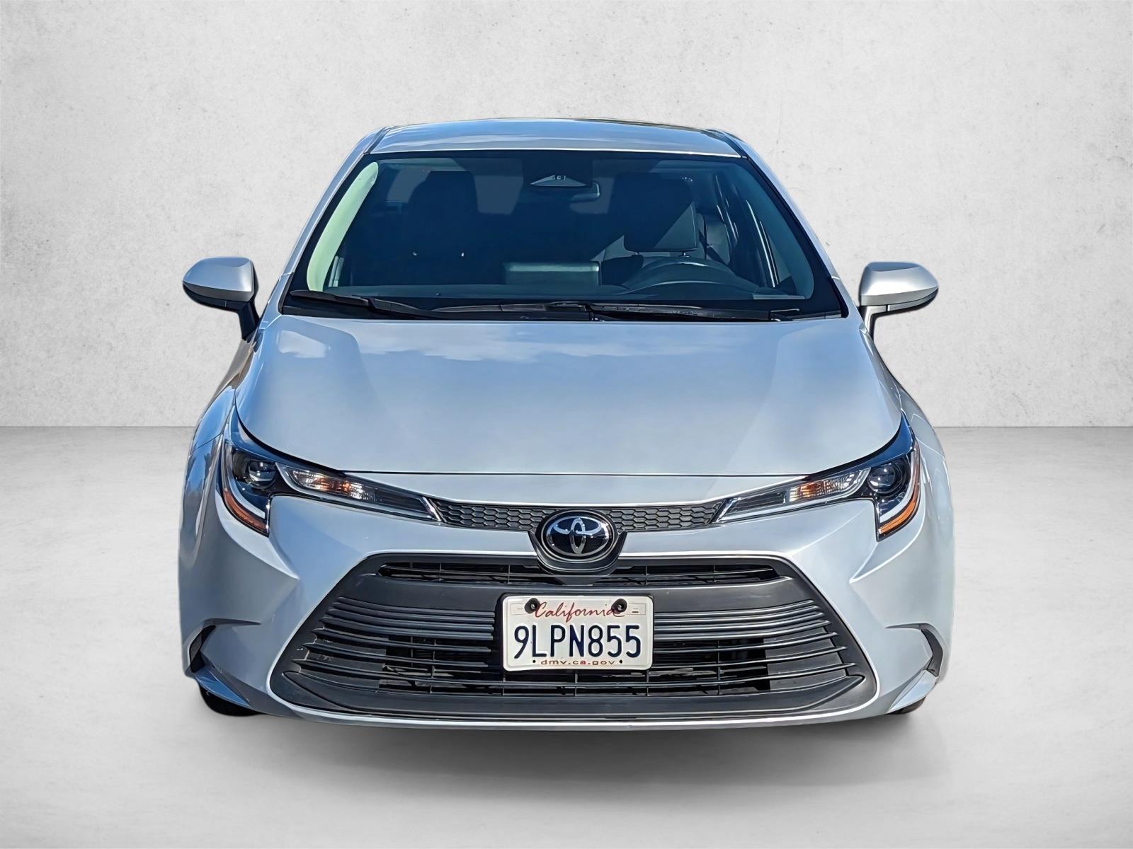 2024 Toyota Corolla LE photo 2