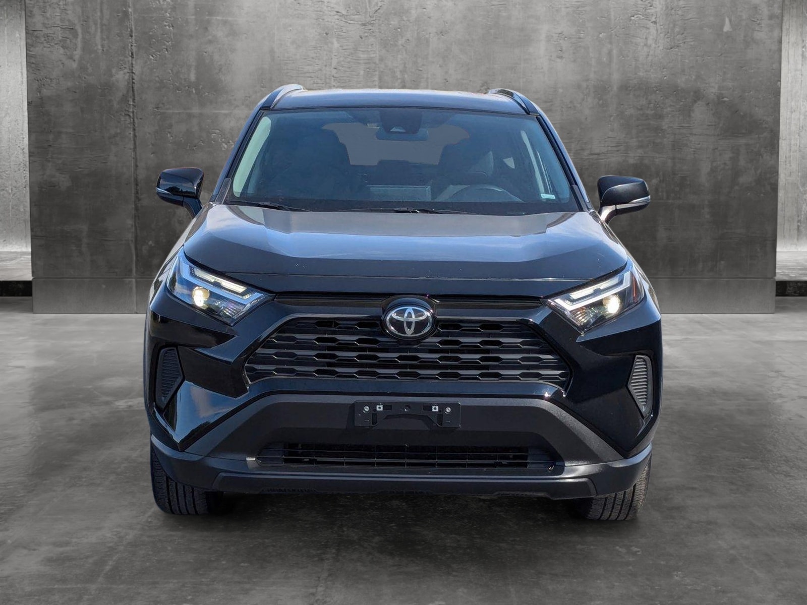 Used 2022 Toyota RAV4 XLE with VIN 2T3P1RFV4NW277529 for sale in Spokane, WA