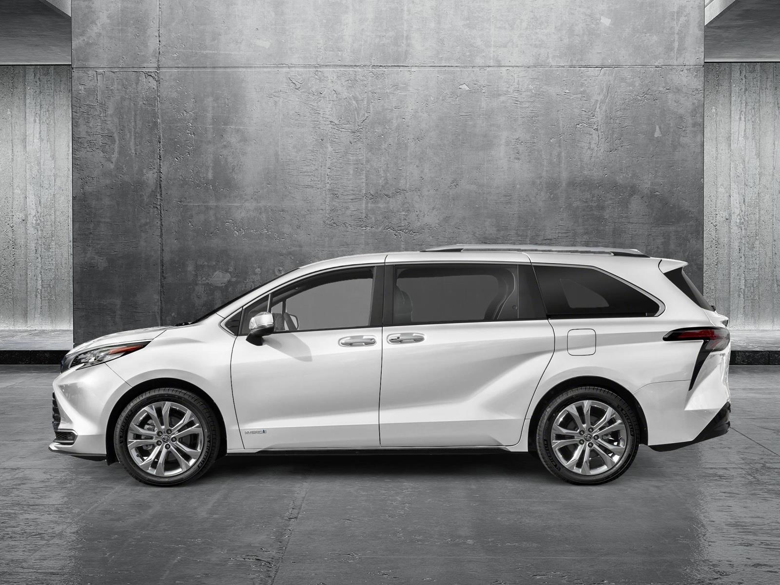 Toyota Sienna Platinum photo 3