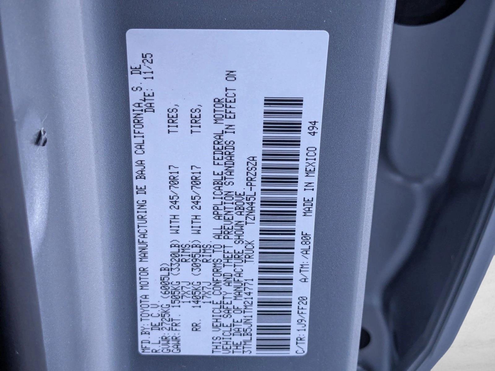 2026 Toyota Tacoma SR5 - Photo 18