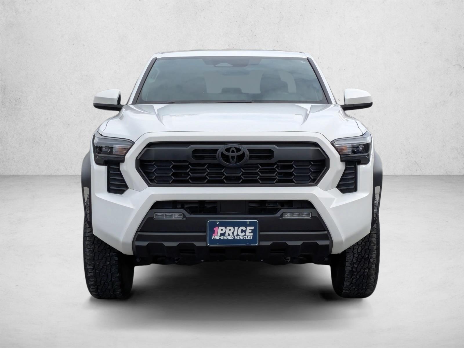 2024 Toyota Tacoma TRD photo 2