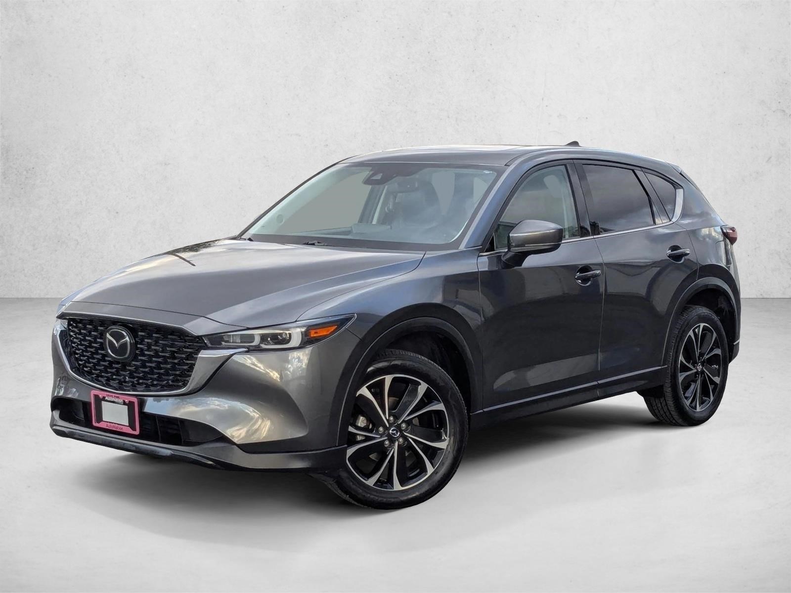 2023 Mazda CX-5 S Premium package's photo