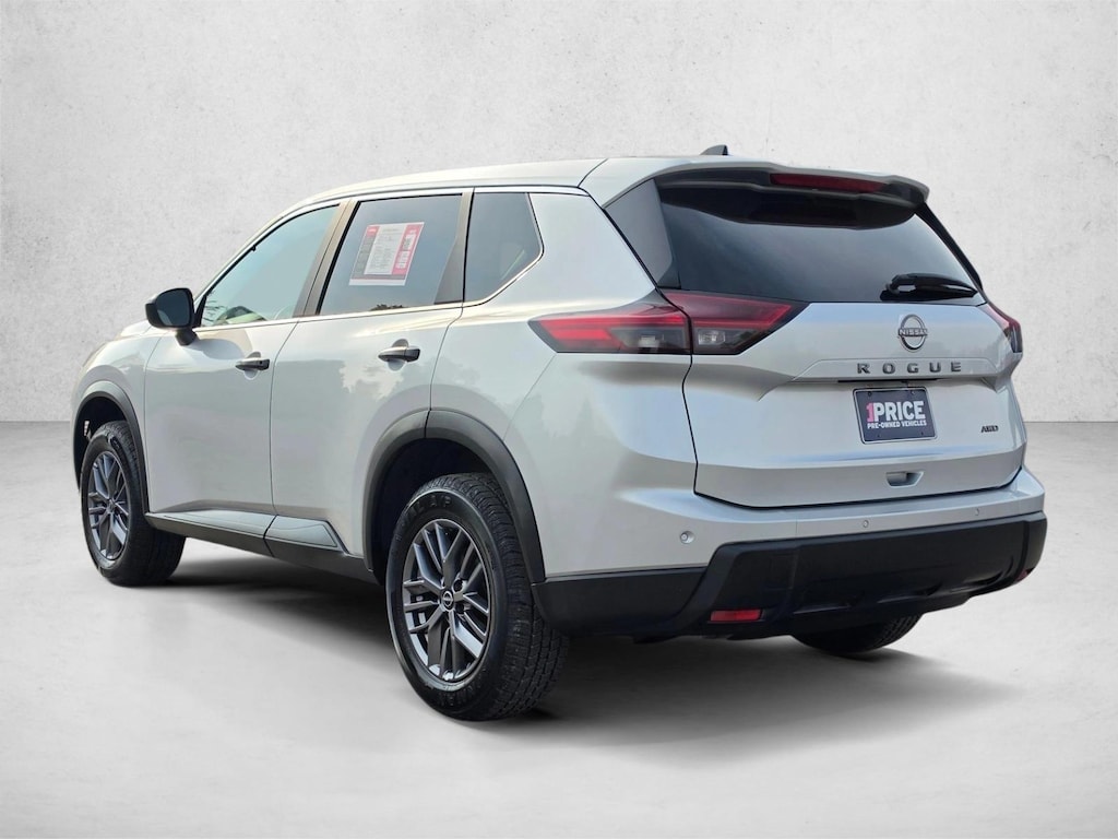 Used 2024 Nissan Rogue S SUV