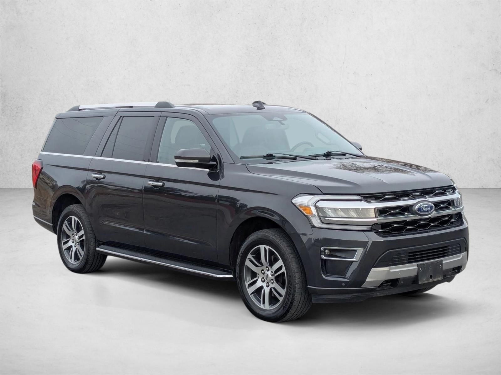 2022 Ford Expedition MAX Limited photo 3