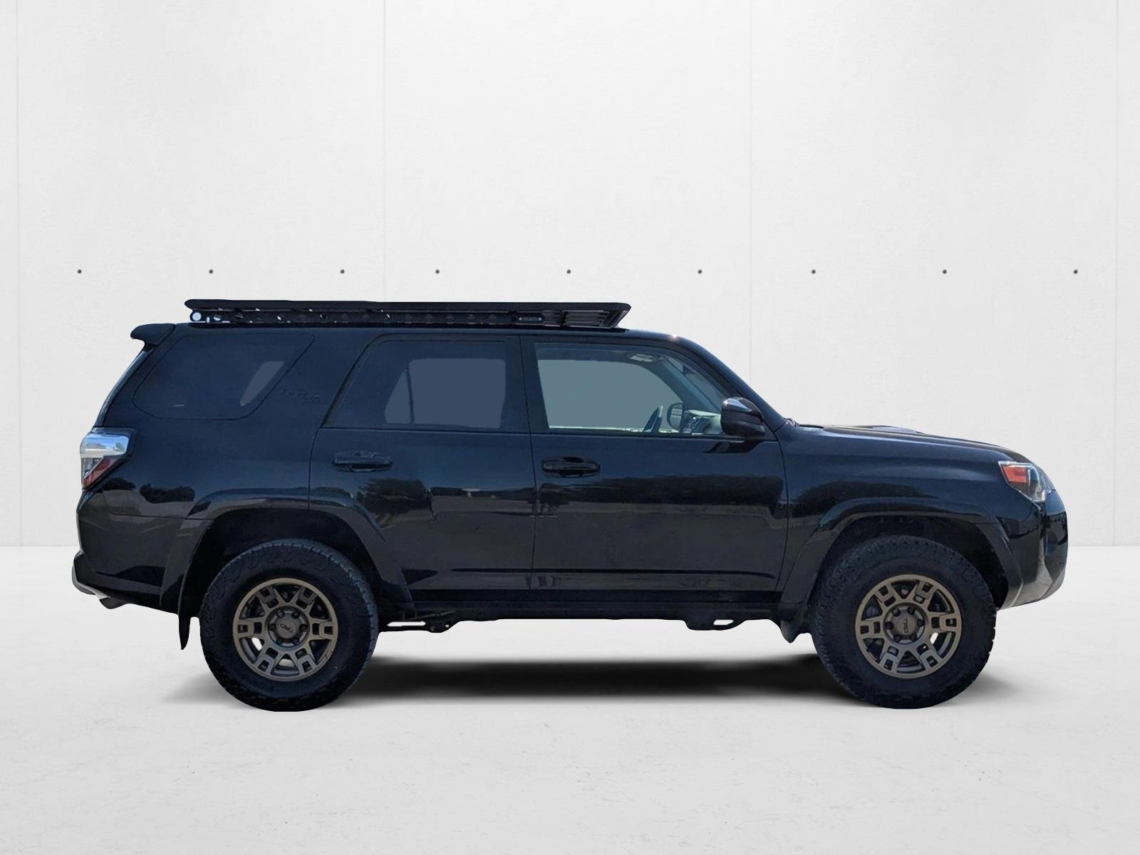 2022 Toyota 4Runner TRD photo 4