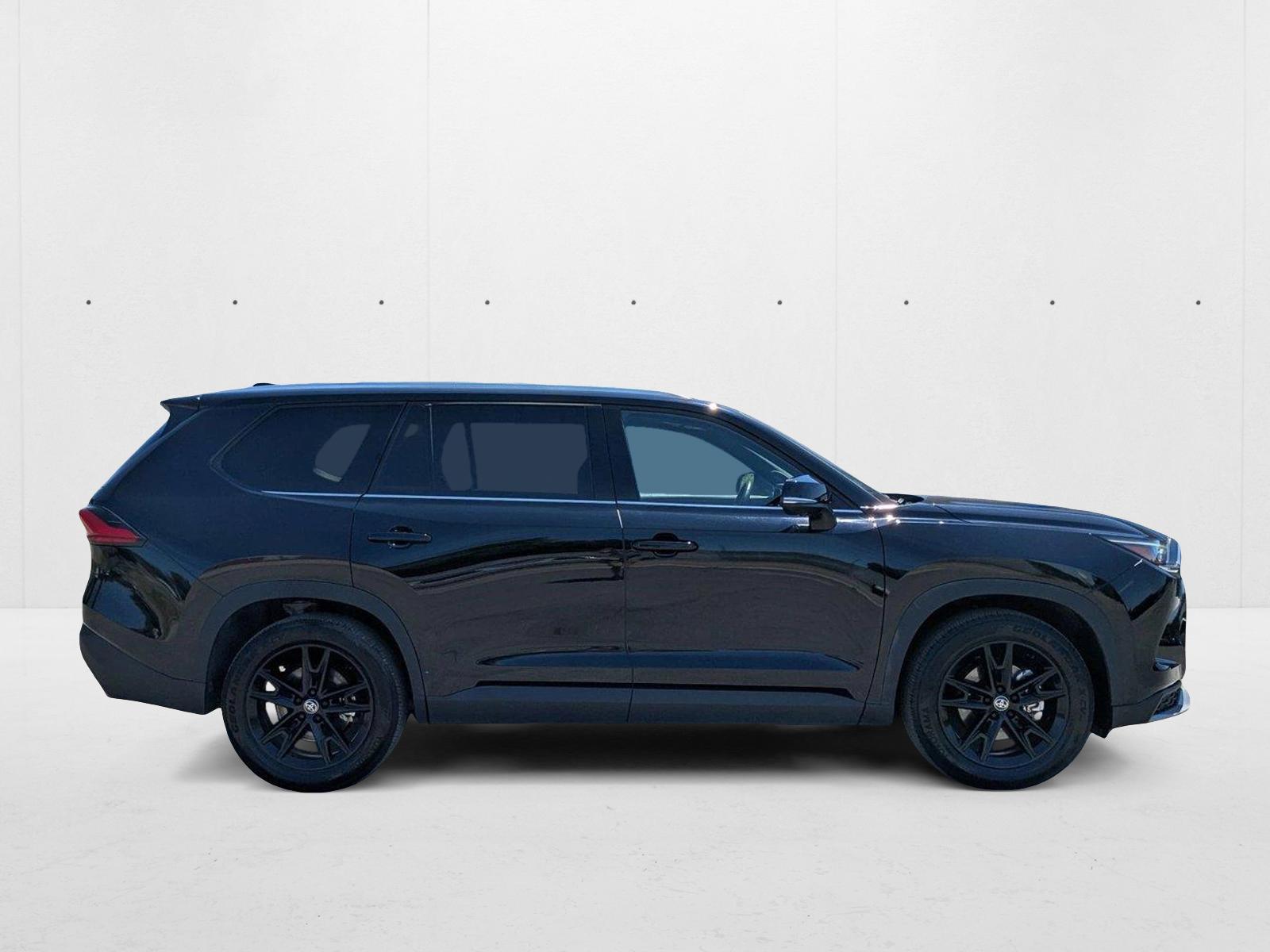 2024 Toyota Highlander Hybrid Platinum photo 4
