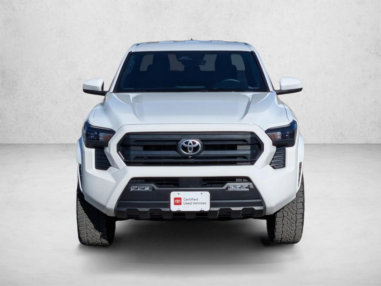 2024 Toyota Tacoma SR5 Double Cab photo 2
