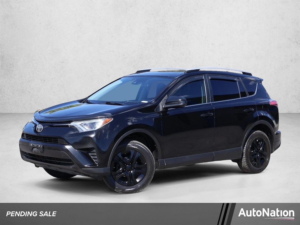 Used 2018 Toyota RAV4 LE SUV