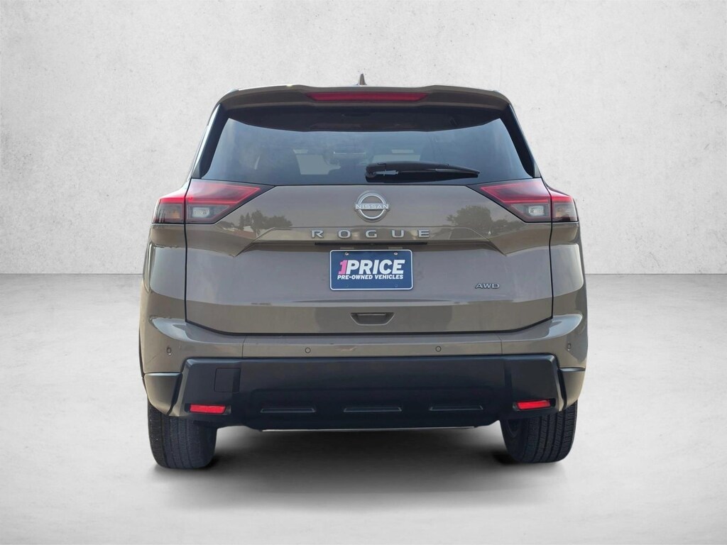 Used 2025 Nissan Rogue SV SUV