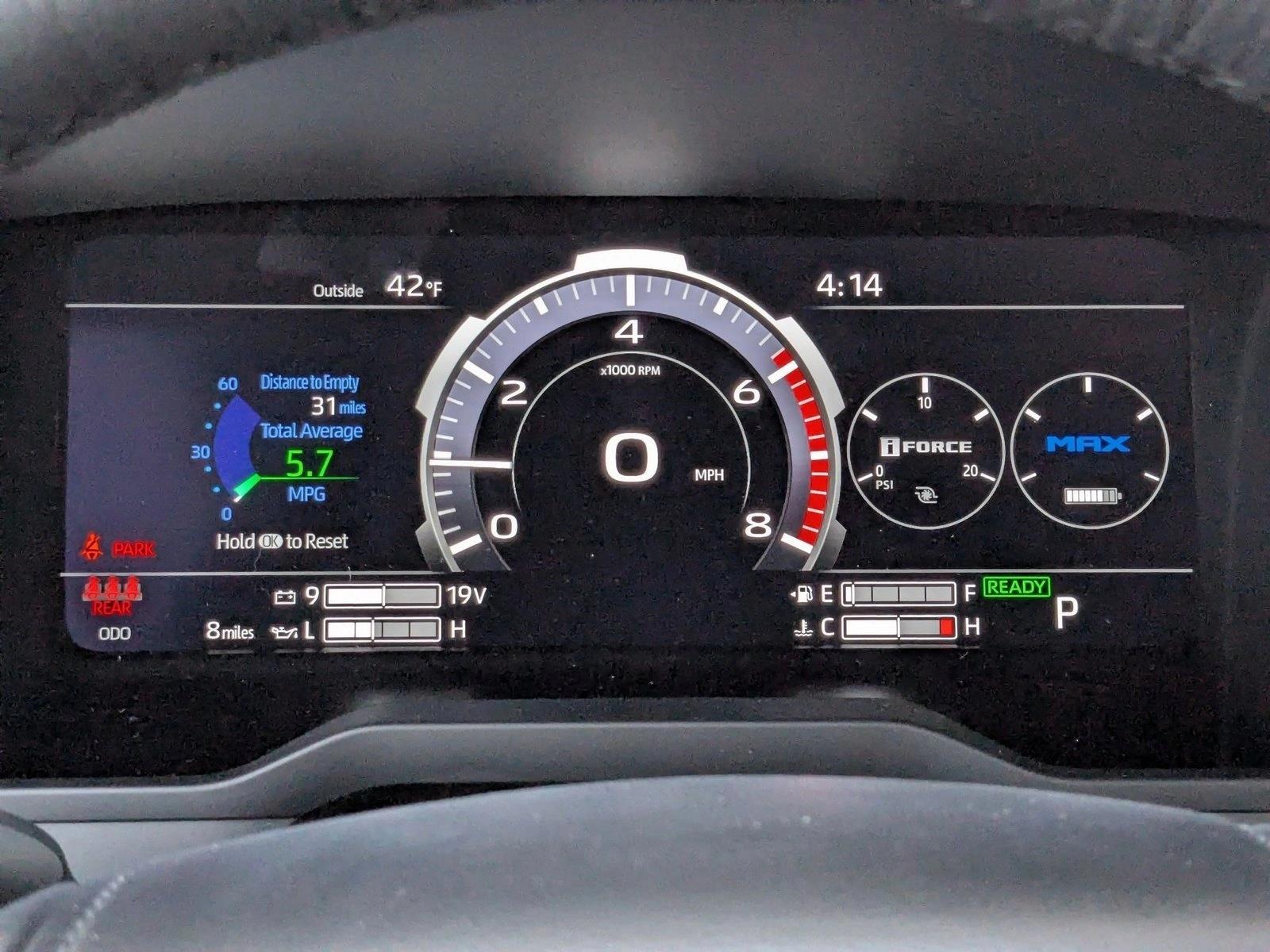 2026 Toyota Tundra Limited - Photo 11