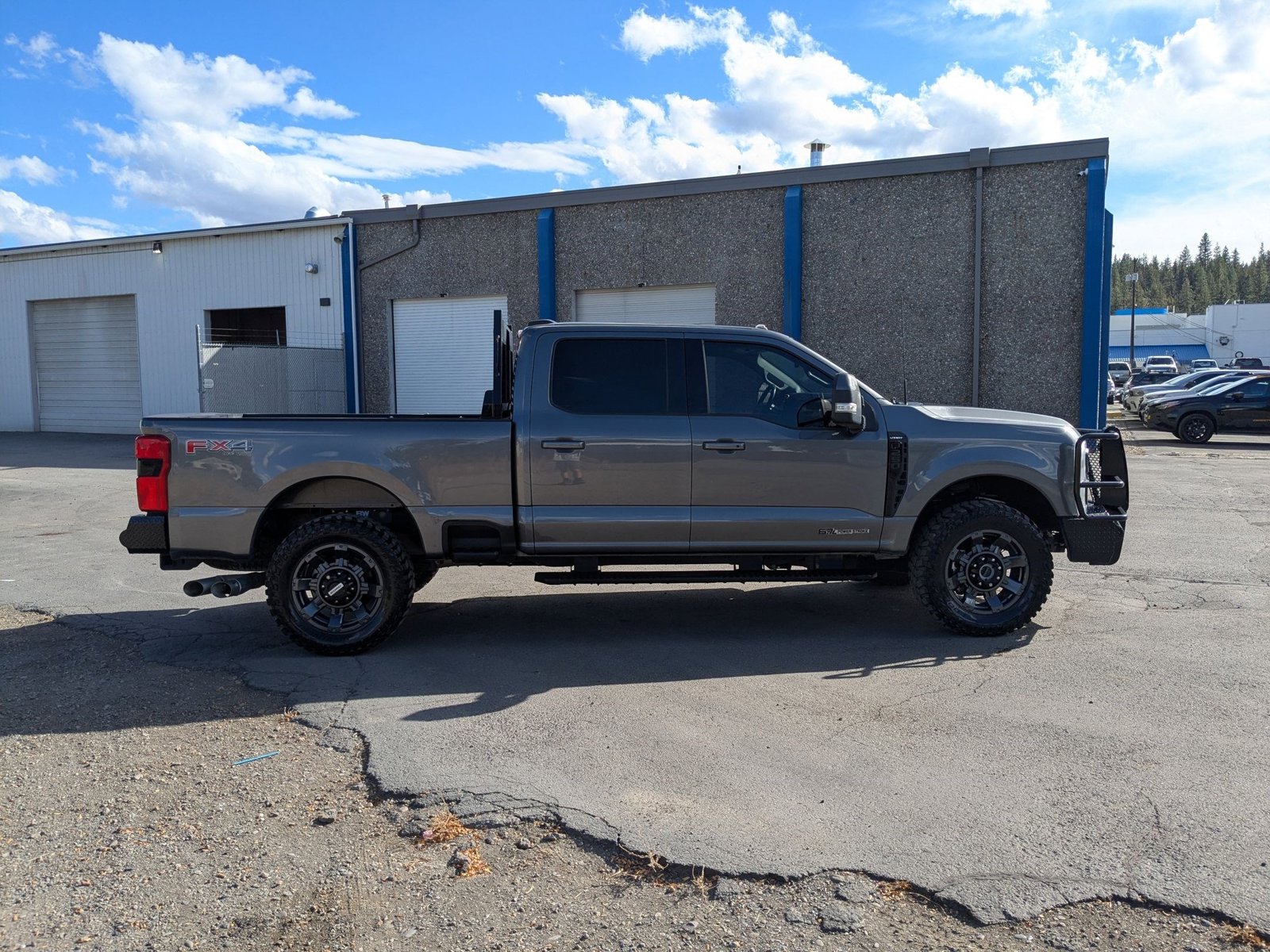 2023 Ford F-250 FX4 photo 4